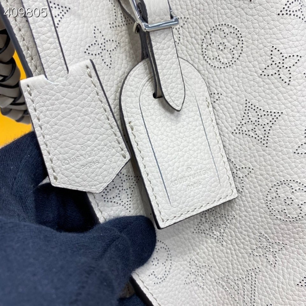 Top Quality Muria Bucket Bag Snow White For Women,  Shoulder And Crossbody Bags 9.8in/25cm Top Quality M58483