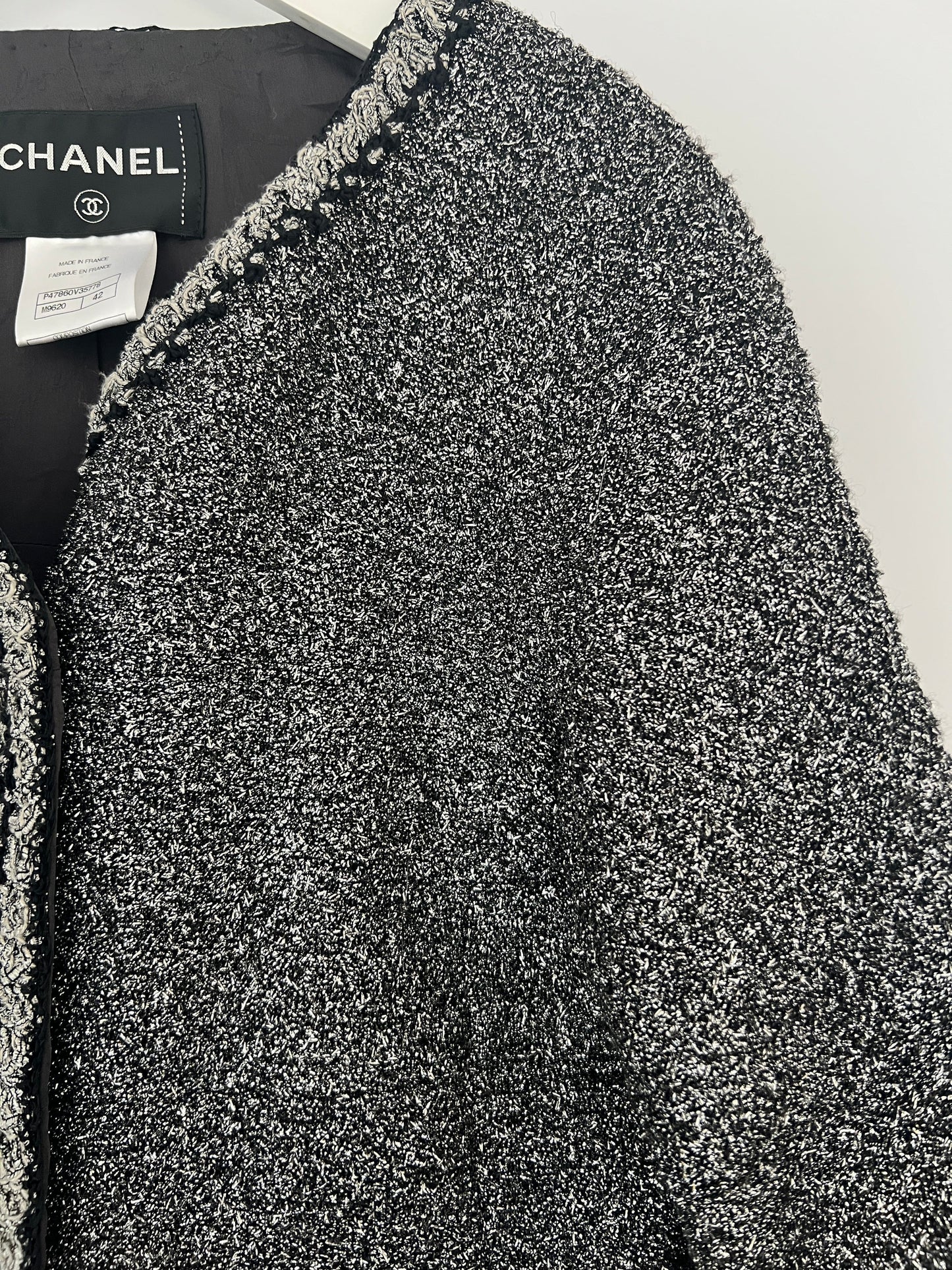*HOT* Chanel 14/P La Petite Veste Noire Tweed Charcoal Grey Jacket with Silver Detail  Size FR 42 (UK 14)
