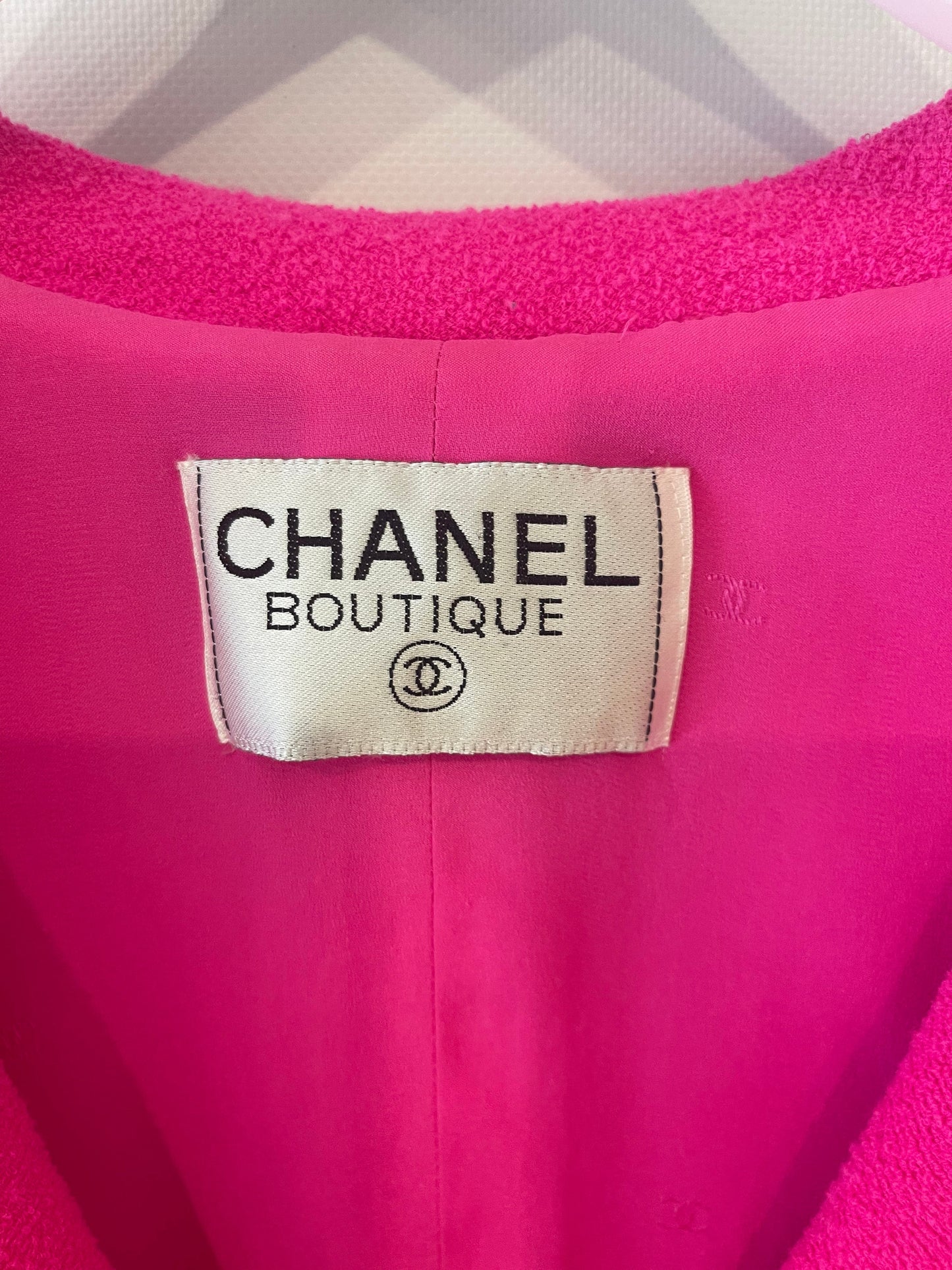 Chanel Hot Pink Spring 1995 Barbie Collection Tweed Jacket with Gold CC Logo Buttons Size FR 38/40( UK 10/12)