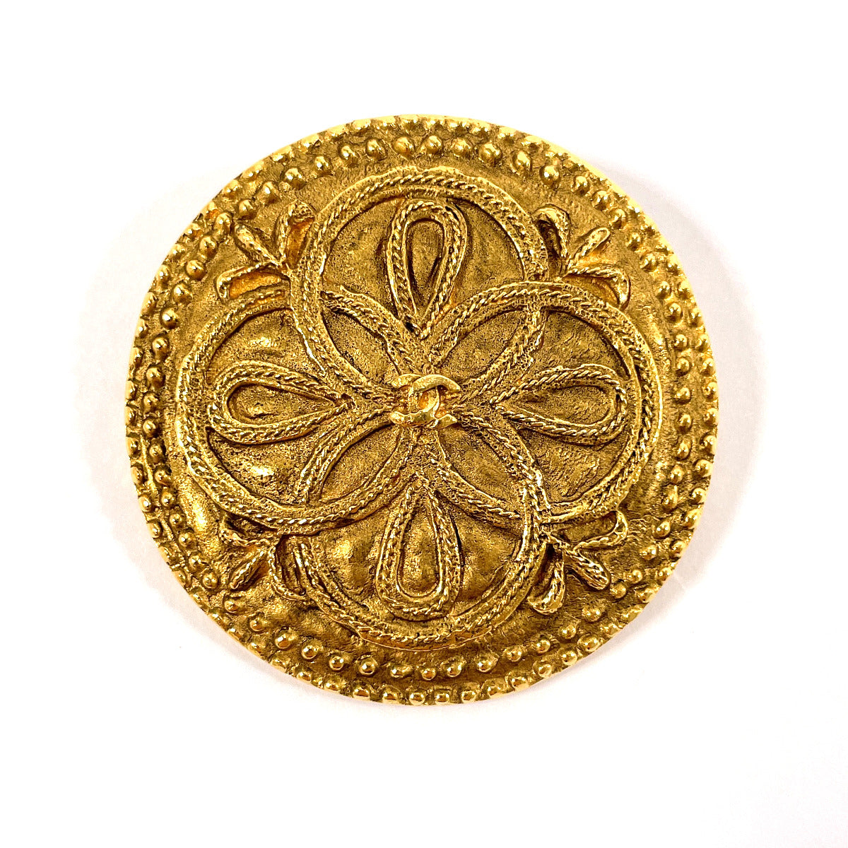 CHANEL Brooch metal gold