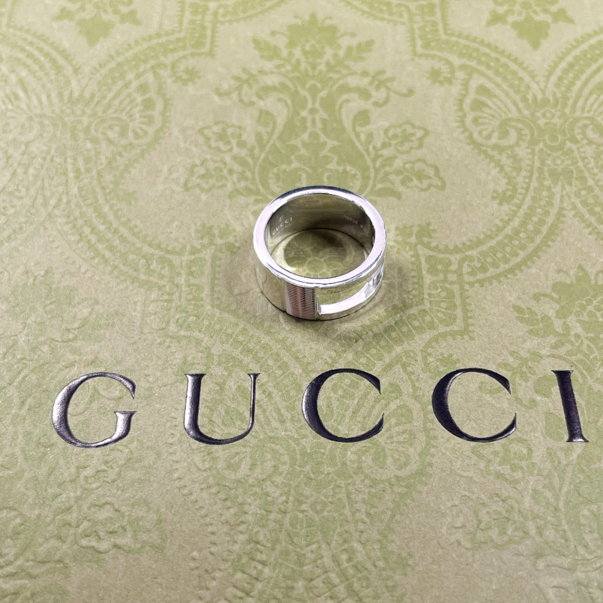 GUCCI Ring Silver Silver Branded Cutout G 9