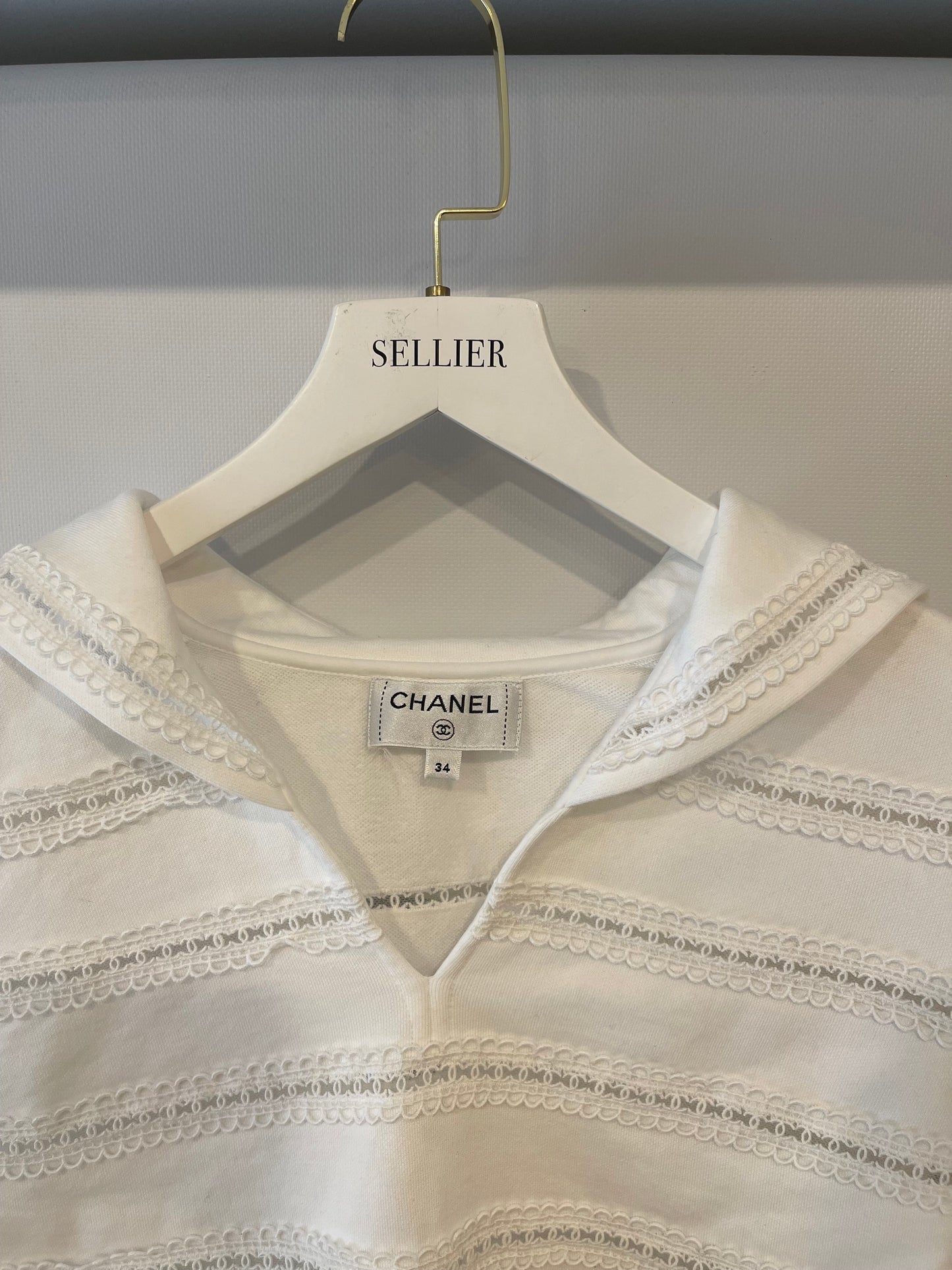 Chanel White Blo  with CC Logo Embroideries Size FR 34 (UK 6)