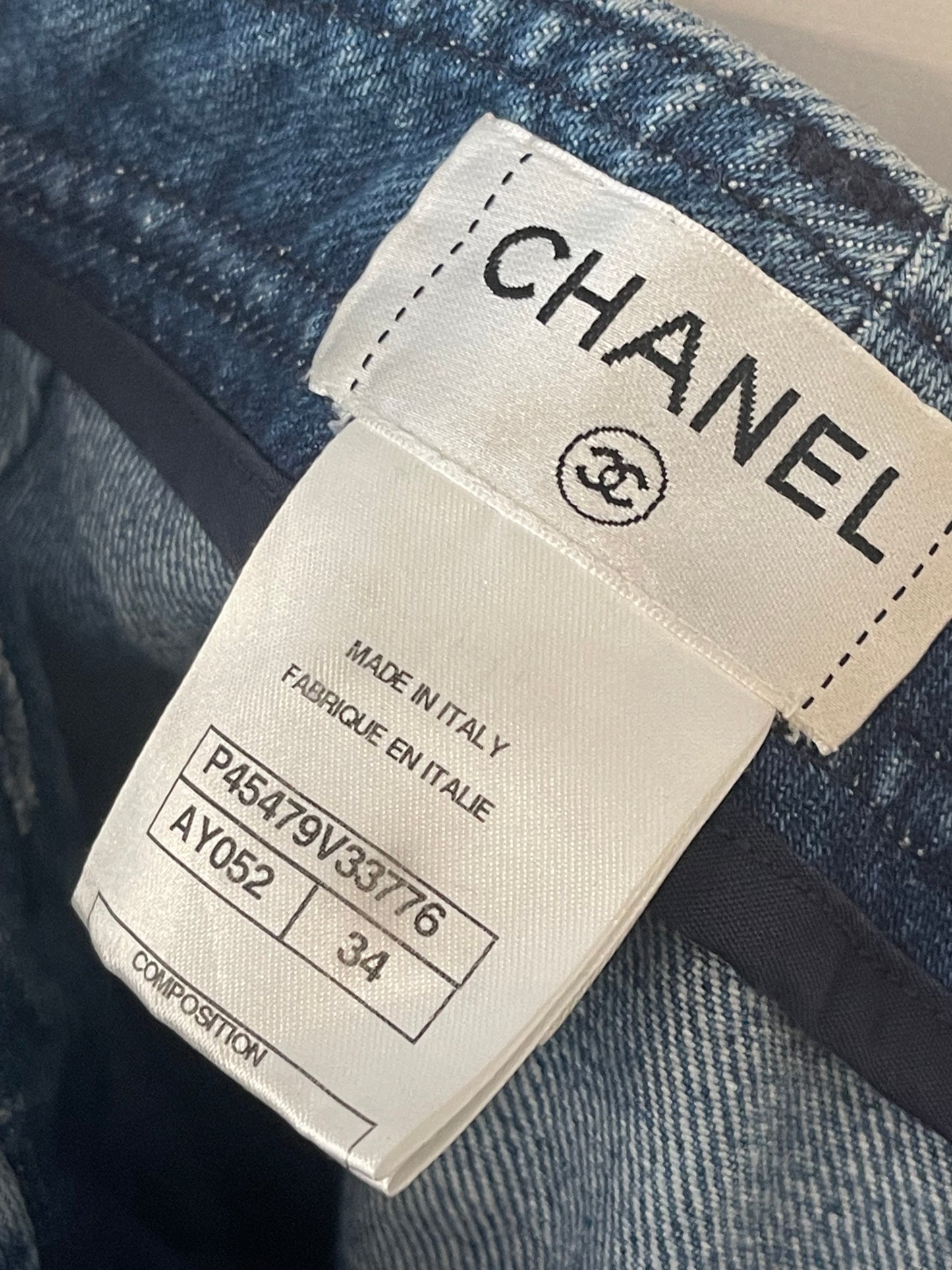Chanel Paris-Dallas Blue Denim Mini Shorts with CC Logo Buttons Size FR 34 (UK 6)