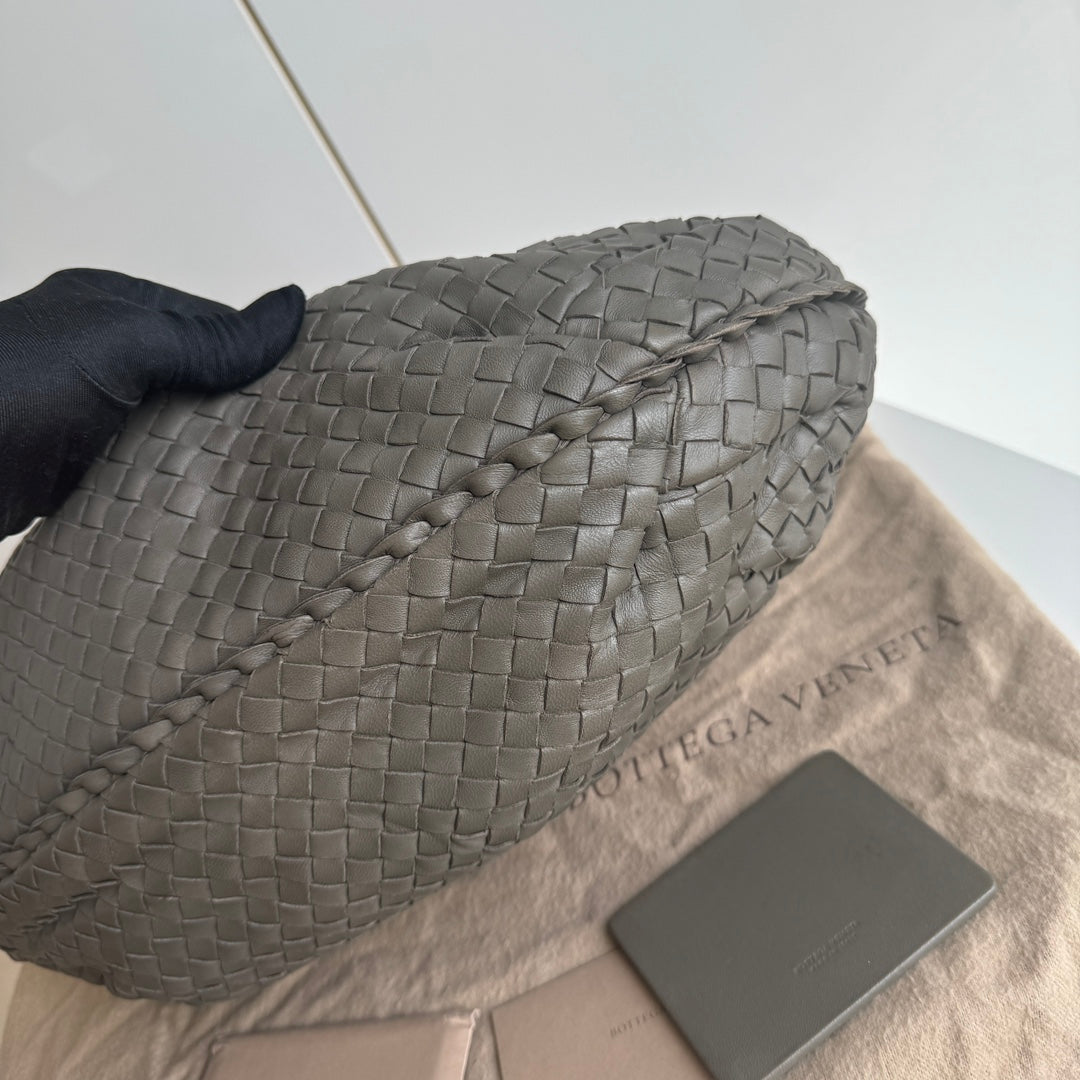 Bottega Veneta Belly Hobo Intrecciato Grey Leather Medium 40cm