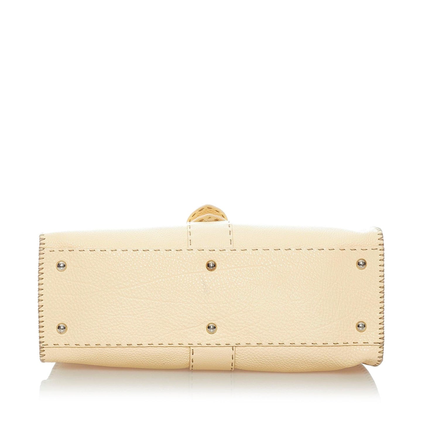 Fendi Selleria Sporty Leather Shoulder Bag (SHG-33592)