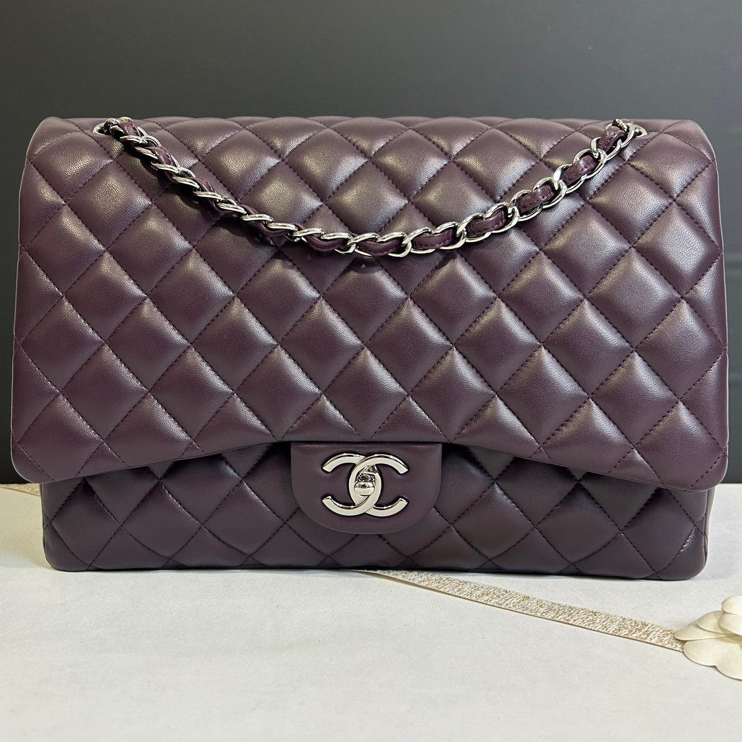 Chanel - Sac Maxi Jumbo