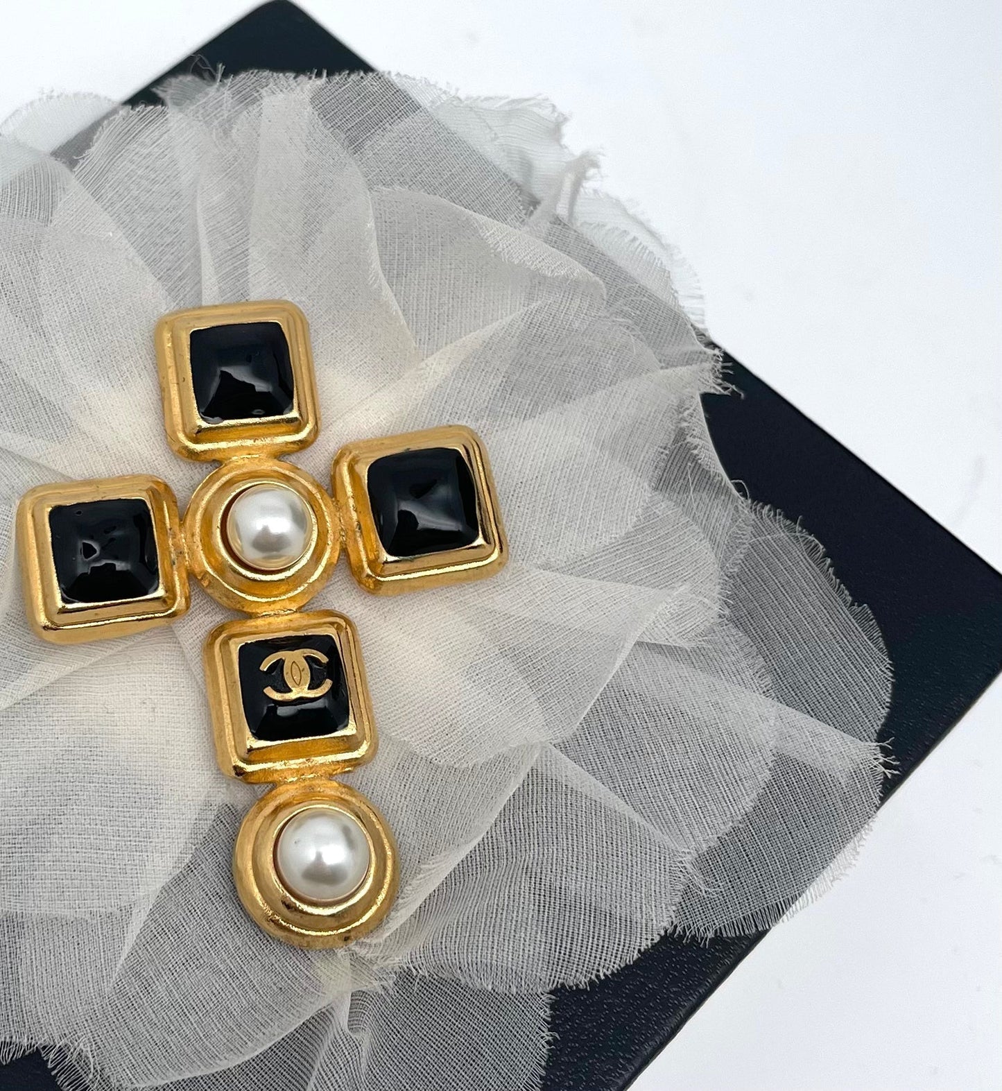 Chanel - Broche