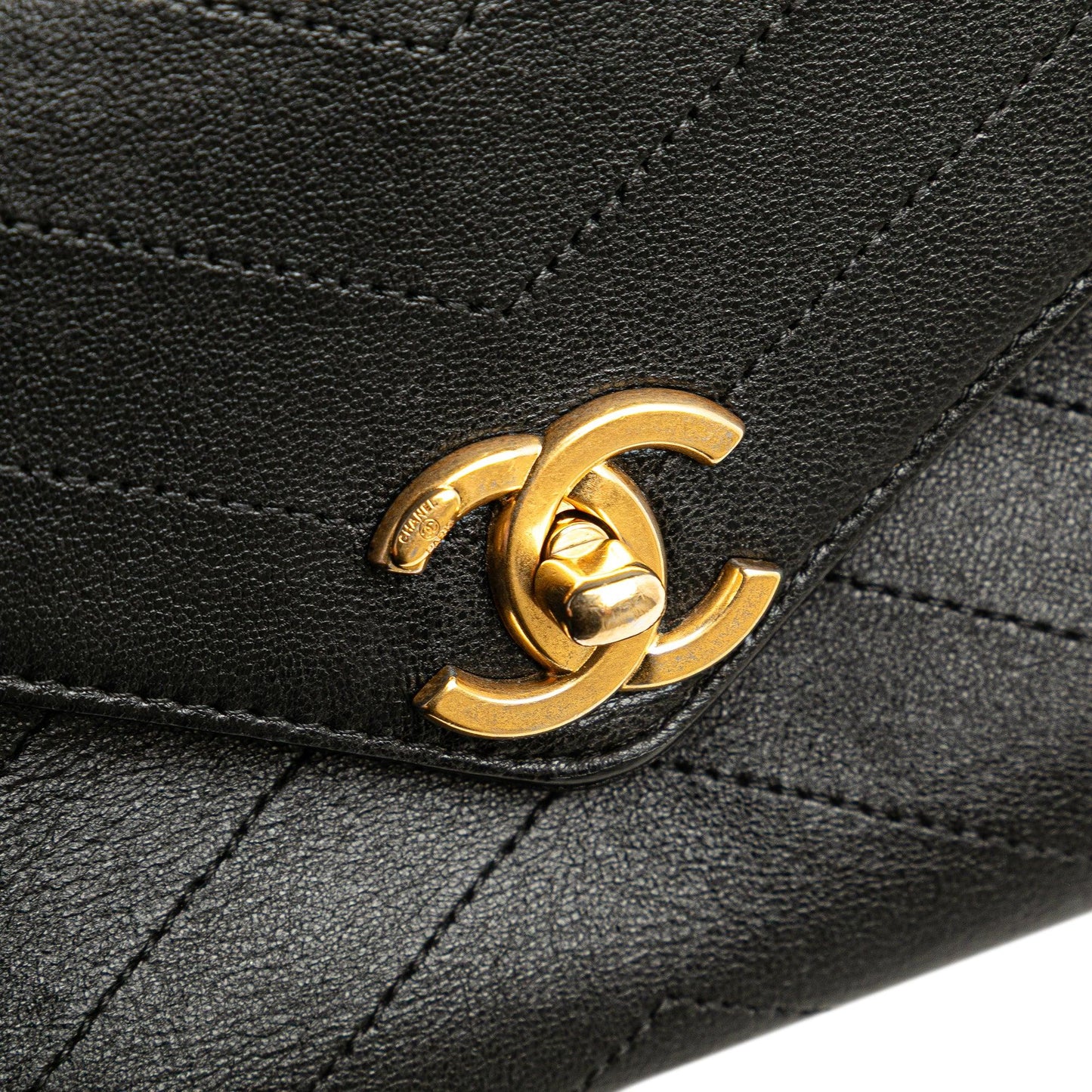 Black Chanel Small Chevron Lambskin Stitched Envelope Flap Shoulder Bag
