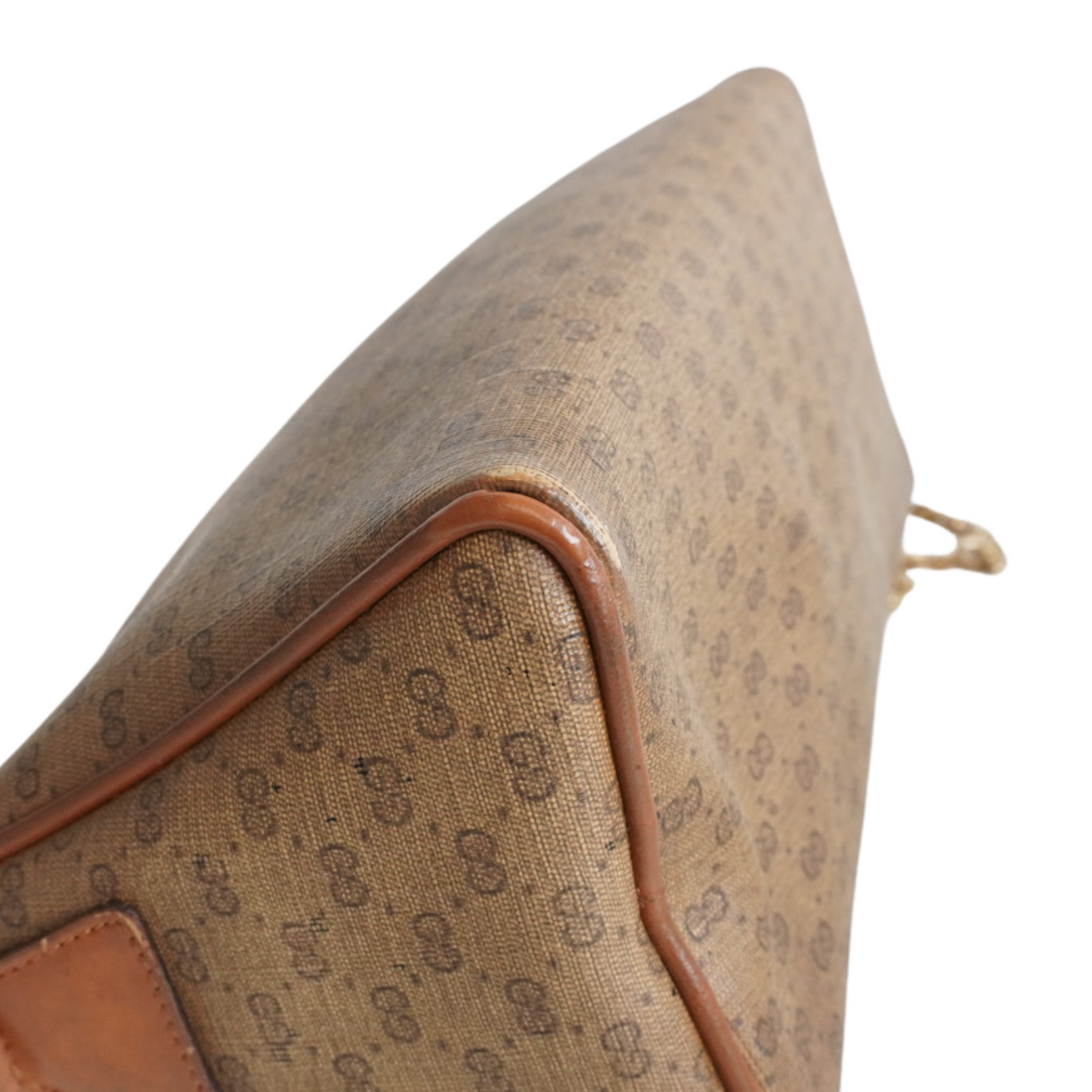 Gucci 'GG Supreme' Pouch Bag