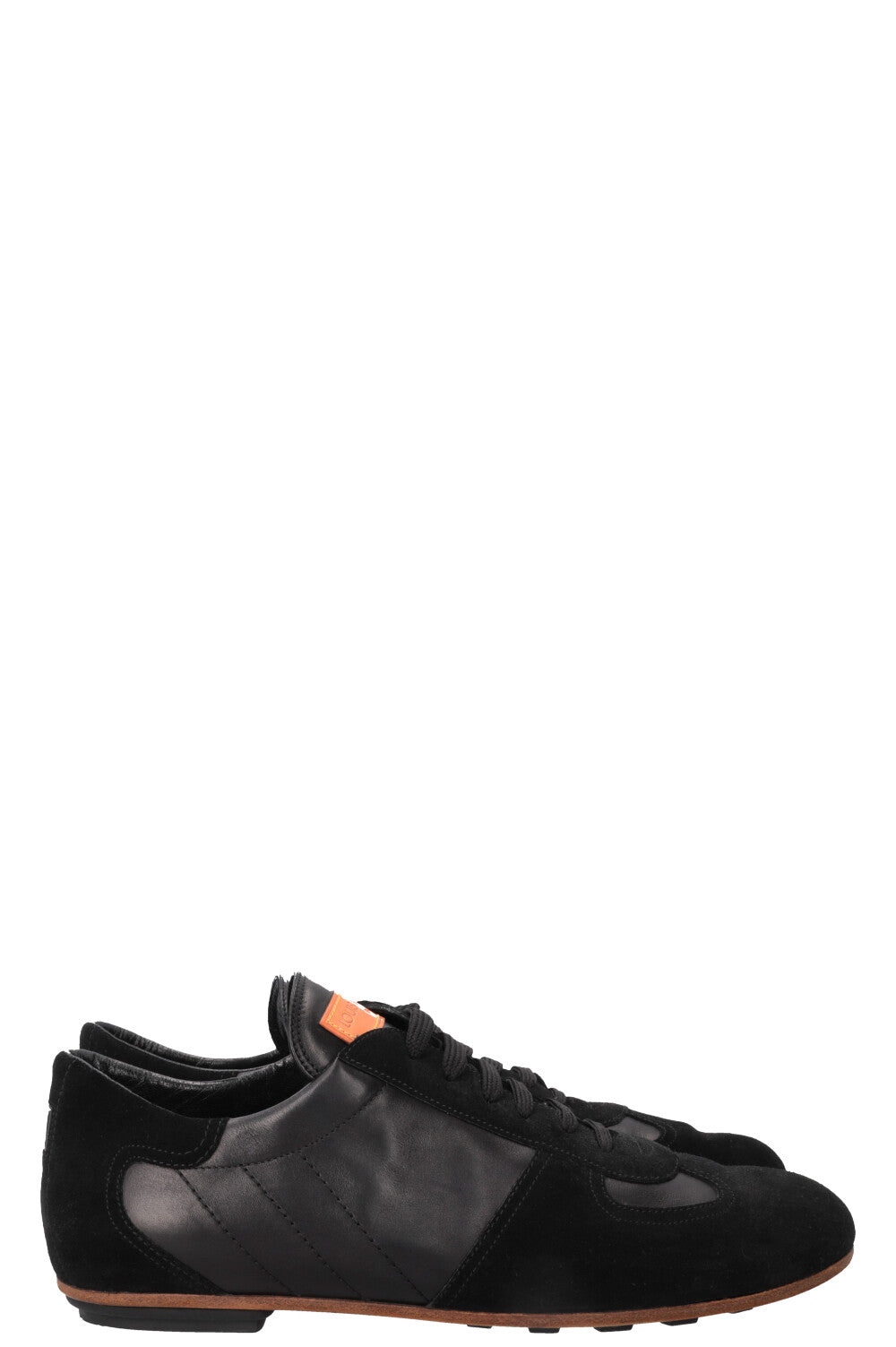 LOUIS VUITTON Sneakers Black