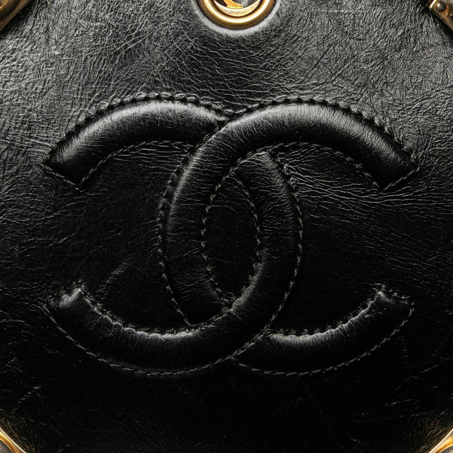 Black Chanel Crumpled Calfskin En Vogue Round Bag Satchel