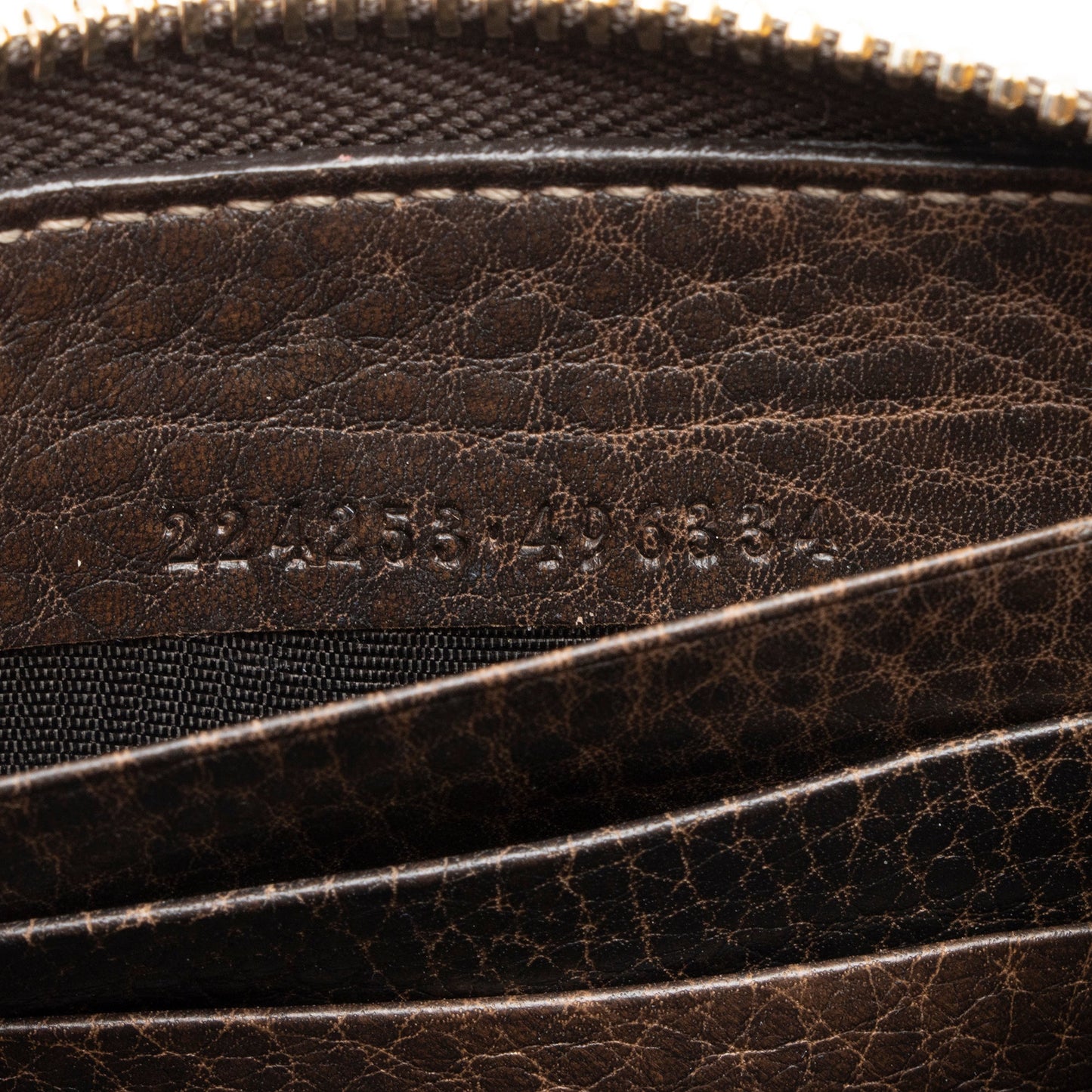 Gucci GG Canvas Bamboo Tassel Zip Around Wallet (SHF-Zzfb3m)
