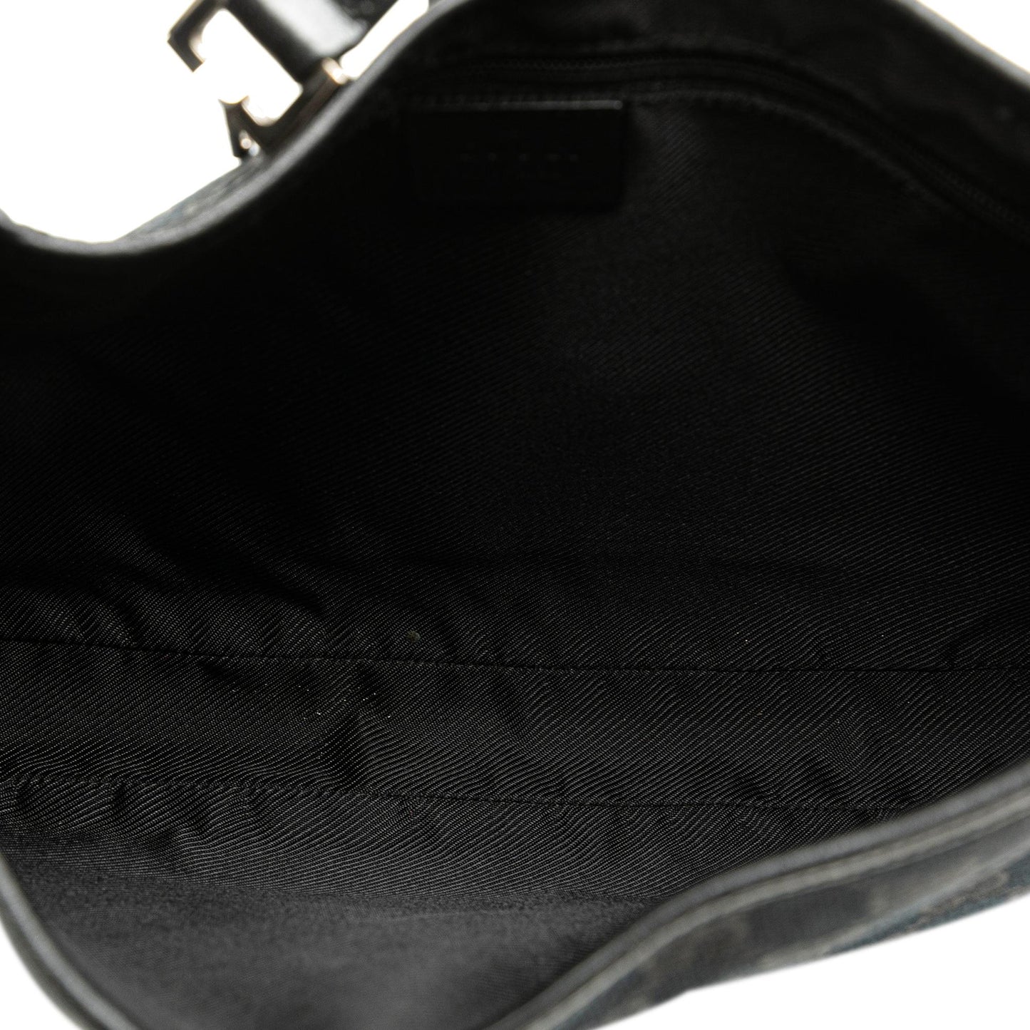 Gucci GG Canvas Jackie Shoulder Bag (SHG-gEuF9l)