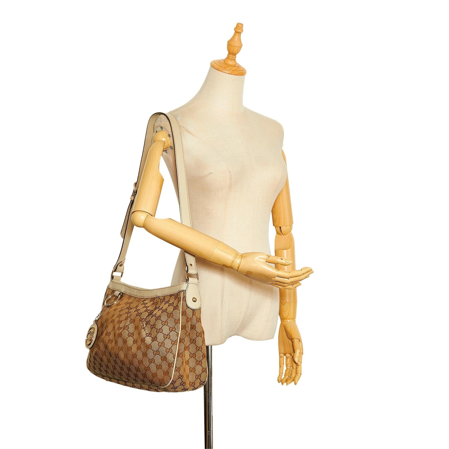 Gucci GG Canvas Sukey Crossbody (SHG-0kv9rv)