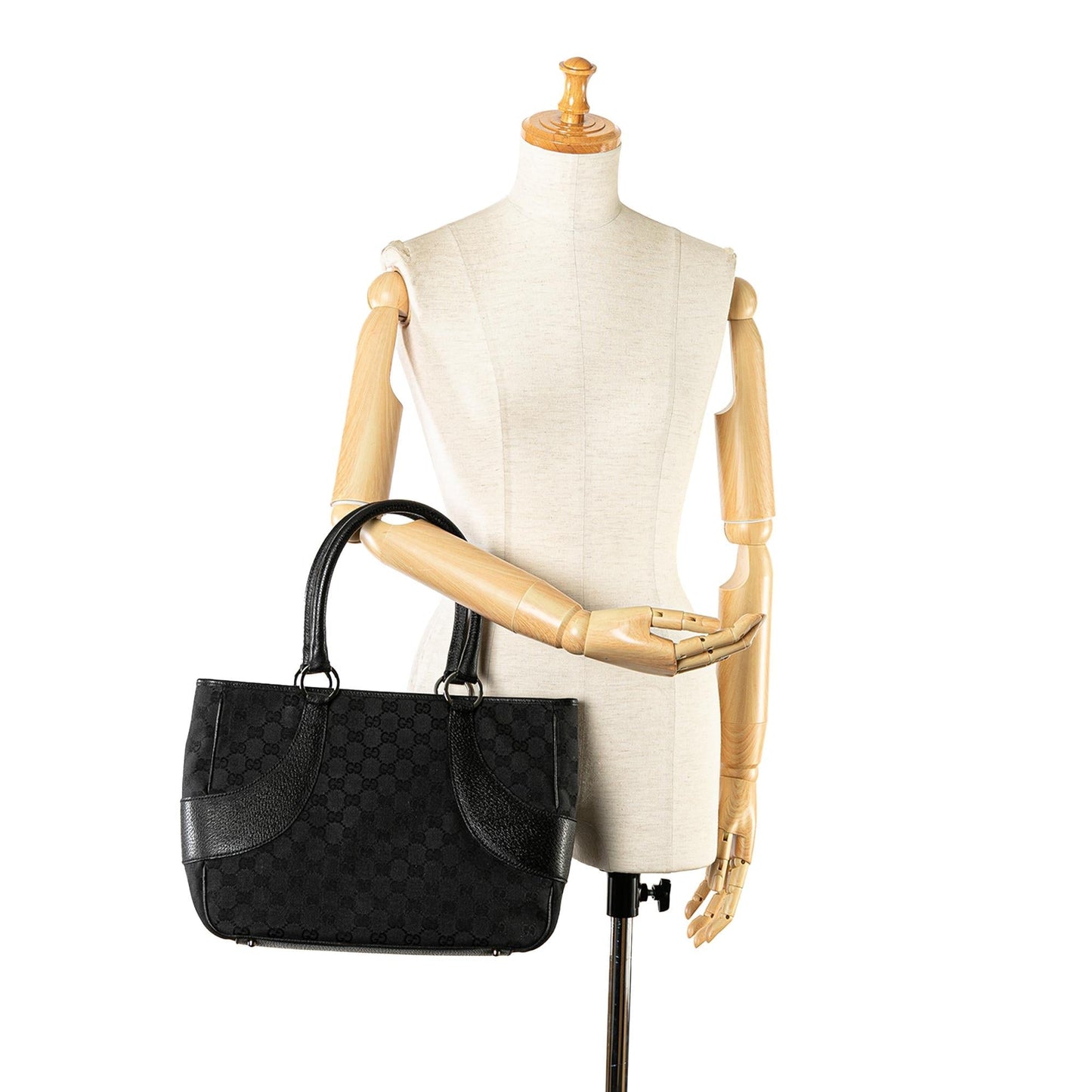 Gucci GG Canvas Tote (SHG-lwgaLC)