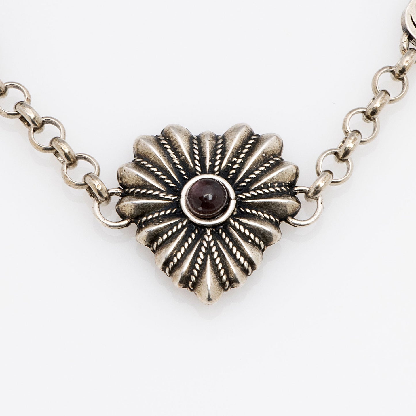 Gucci Sterling Silver Mother Of Pearl Interlocking G Bracelet