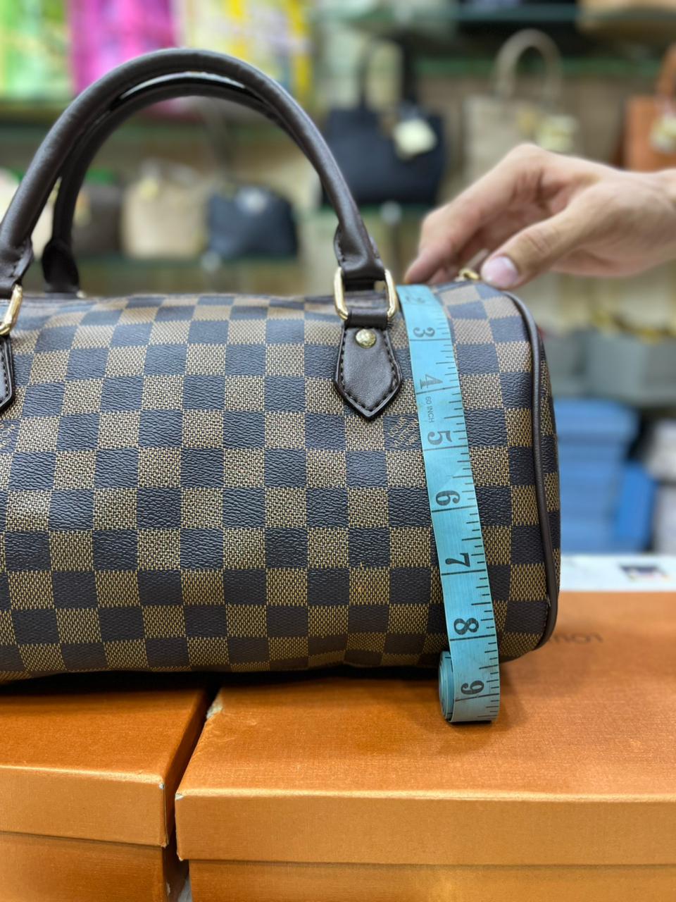 Louis Vuitton Duffel Bag - Premium Travel Companion (Brown/Beige)