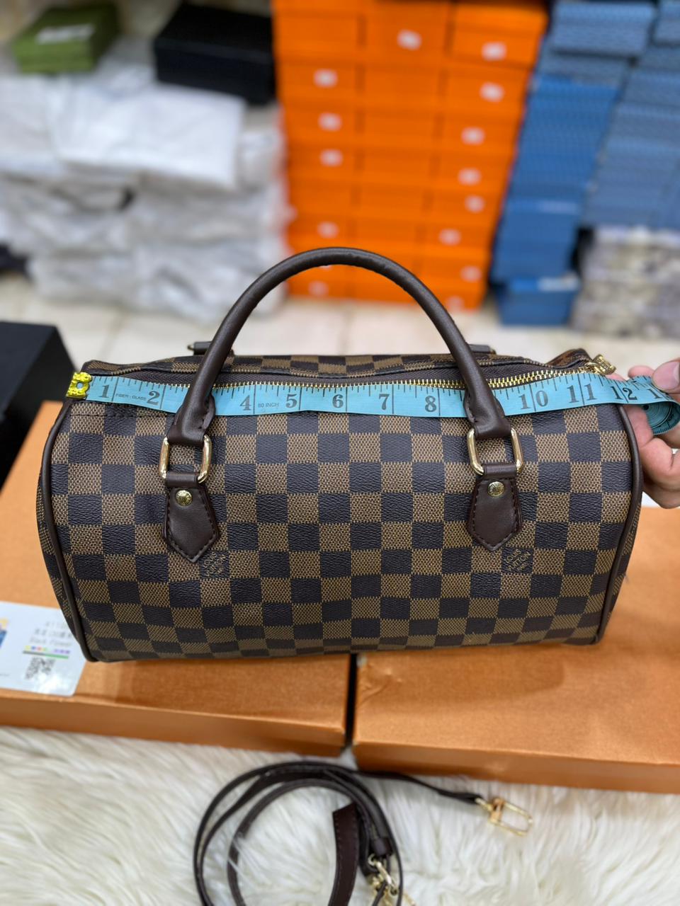 Louis Vuitton Duffel Bag - Premium Travel Companion (Brown/Beige)