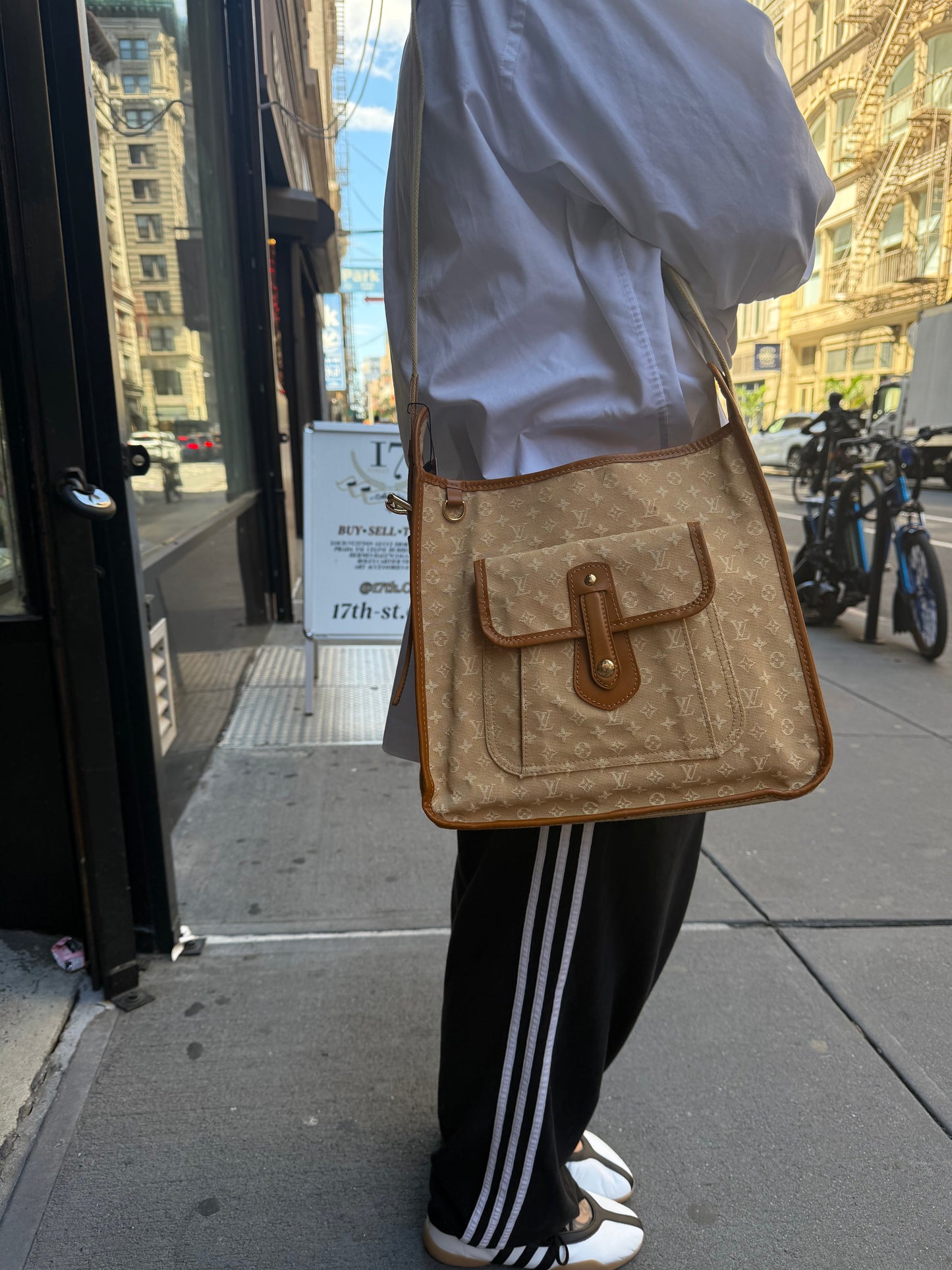 Louis Vuitton Beige Mini Lin Mary Kate Crossbody