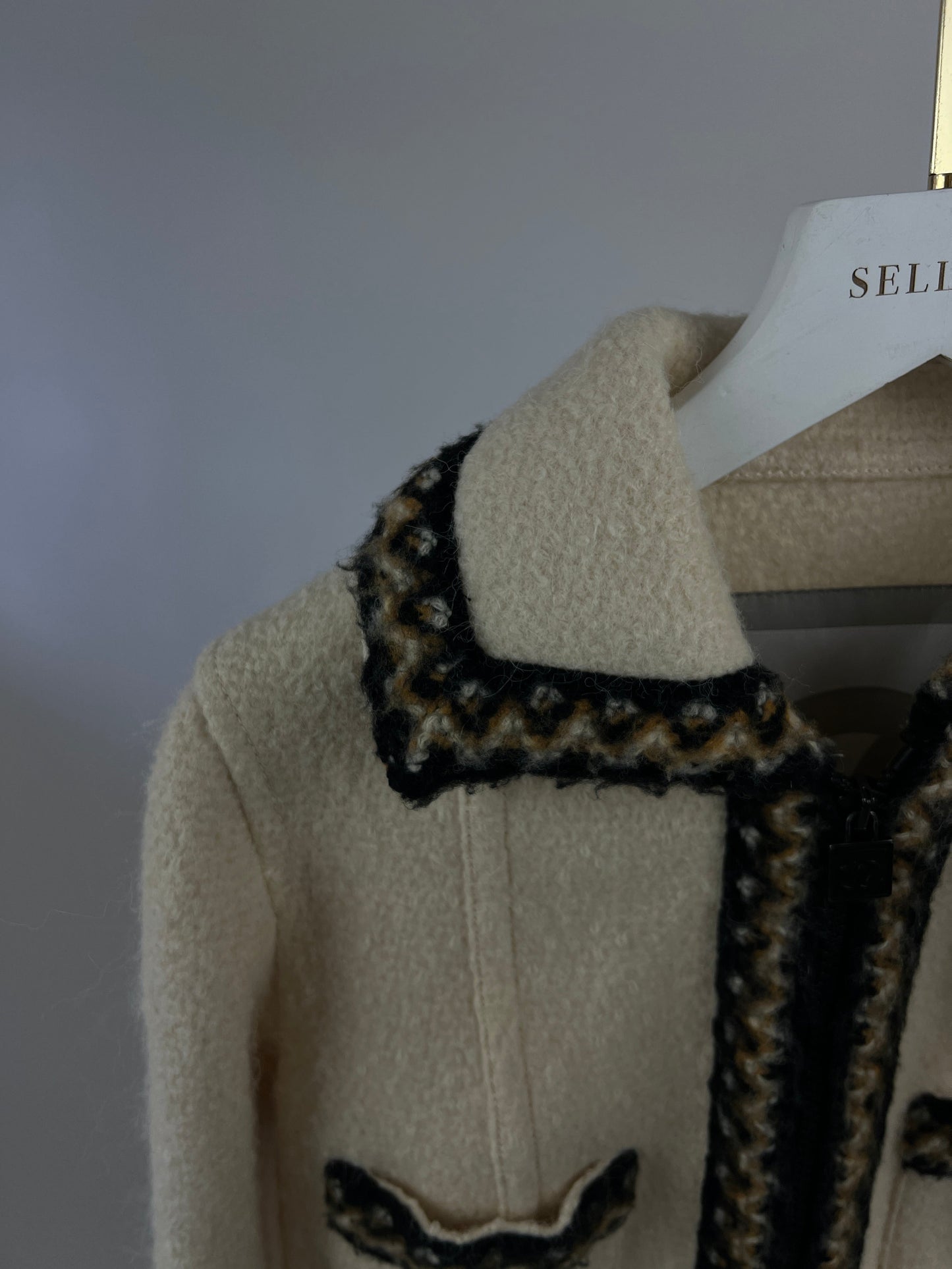 Chanel 1996 Cream Mark Tweed Jacket with Brown, White ZigZag Trim Detail Size FR 38 (UK 10)