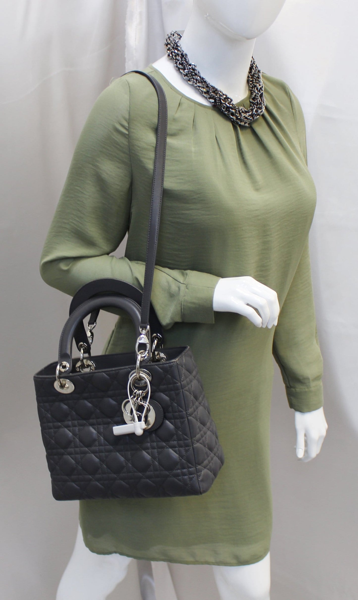 CHRISTIAN DIOR Cannage Quilted  Leather Lady Dior Medium Bag