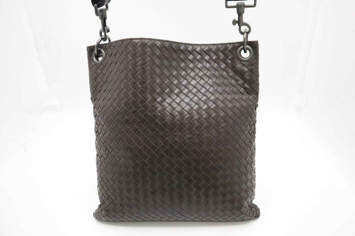 Bottega Veneta Crossbody in Dark Brown Intrecciato Leather