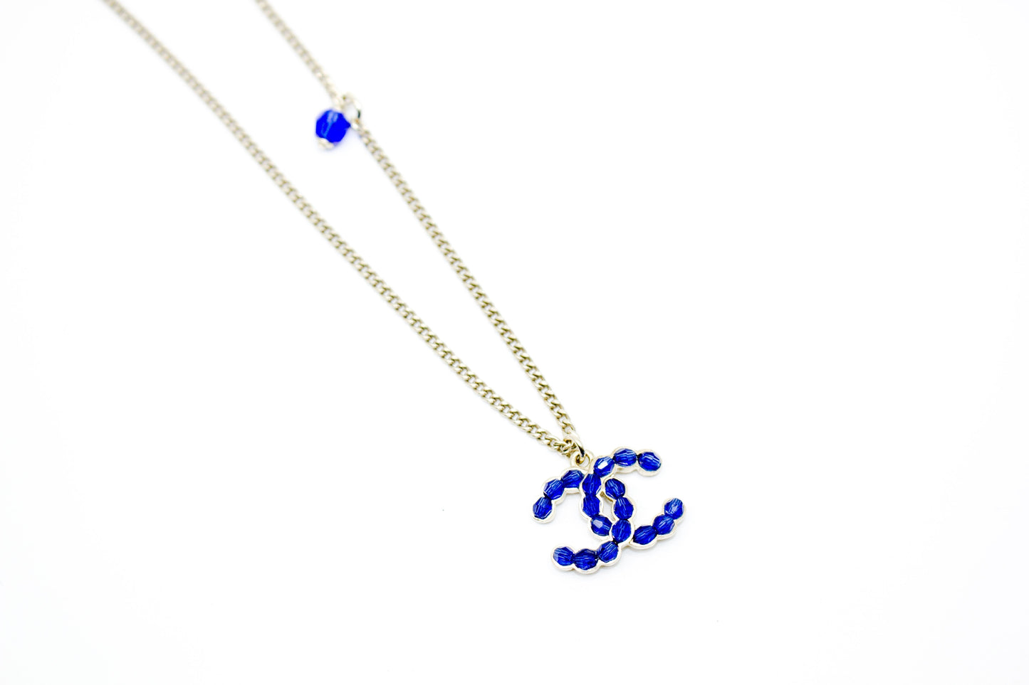 Chanel ABY CC Blue Beaded Inlaid Logo With Multi Beads IN Sil Blue / Z Necklace Shw