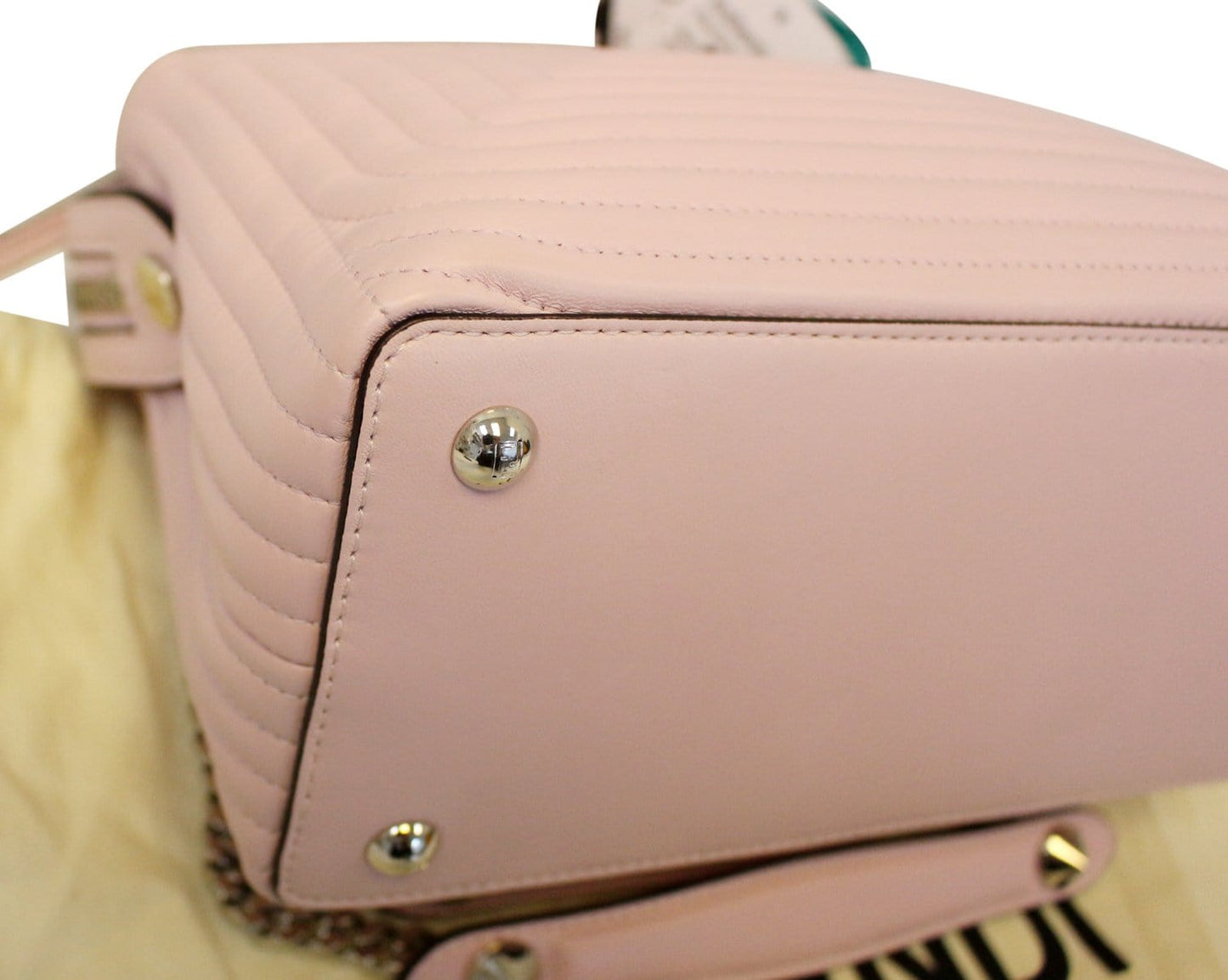 FENDI DOTCOM Click Quilted  Pink Leather Chain Shoulder Bag