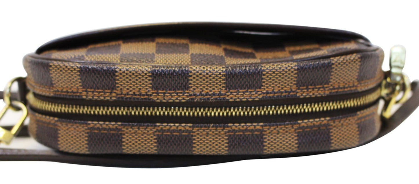 LOUIS VUITTON Damier Pochette Ipanema Shoulder Pouch