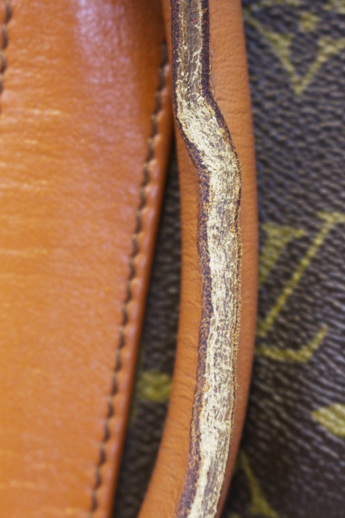 LOUIS VUITTON Monogram Sac Weekend PM  Tote