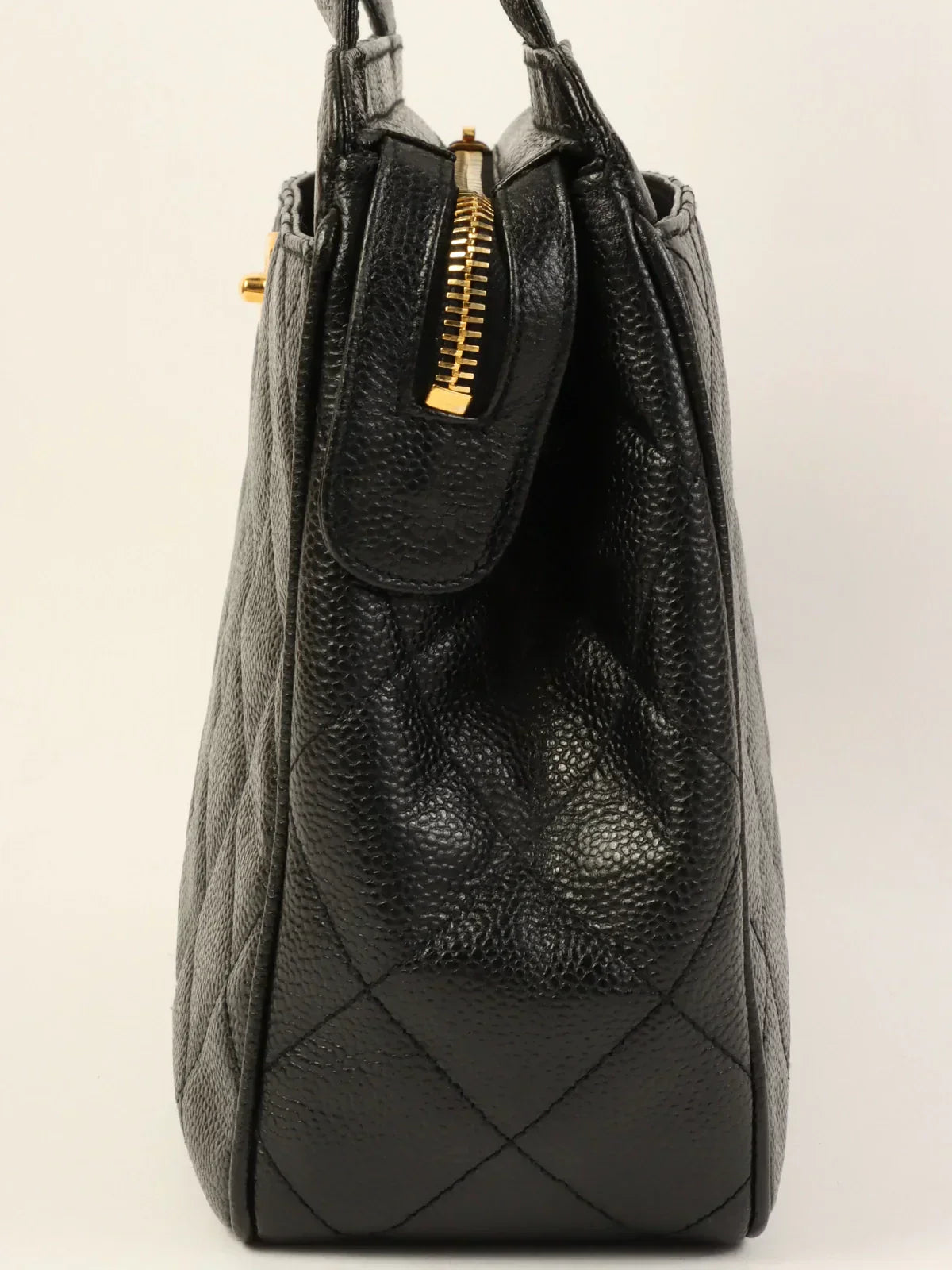 CHANEL Around 1997 Made Turn-Lock Shoulder Bag Black