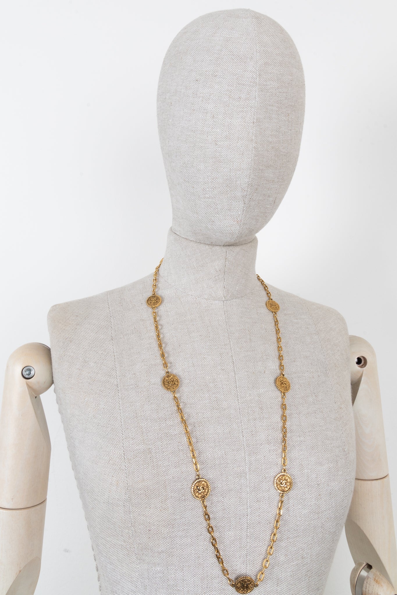 CHANEL Medallion Necklace Gold