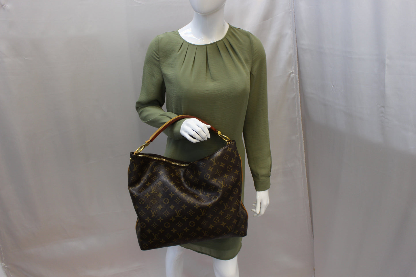 LOUIS VUITTON  Shoulder Bag Monogram Canvas Sully MM Brown
