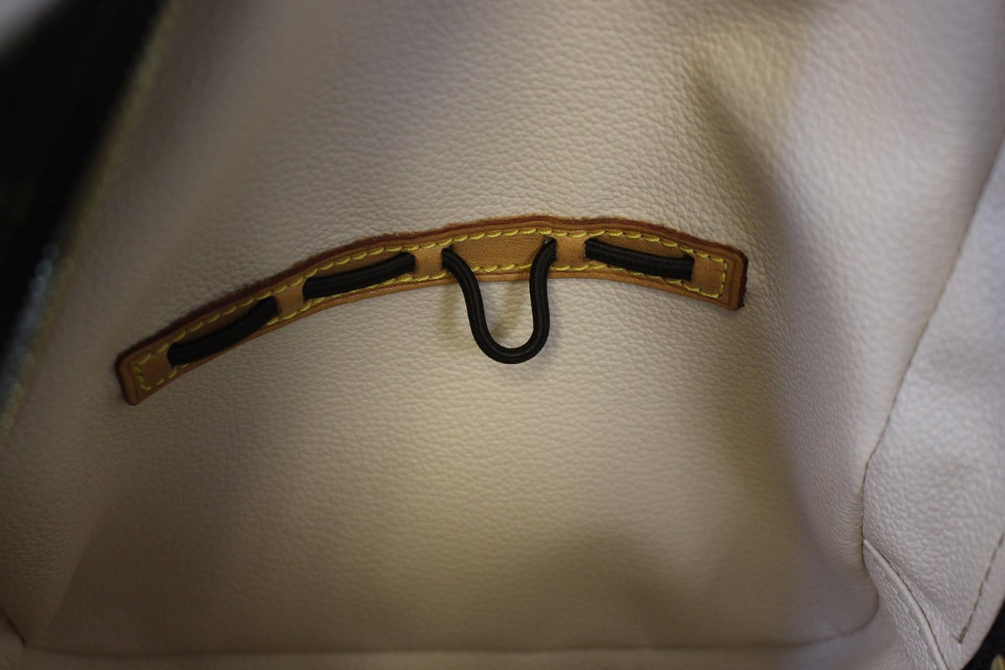LOUIS VUITTON Monogram Spontini 2way Hand Shoulder Bag