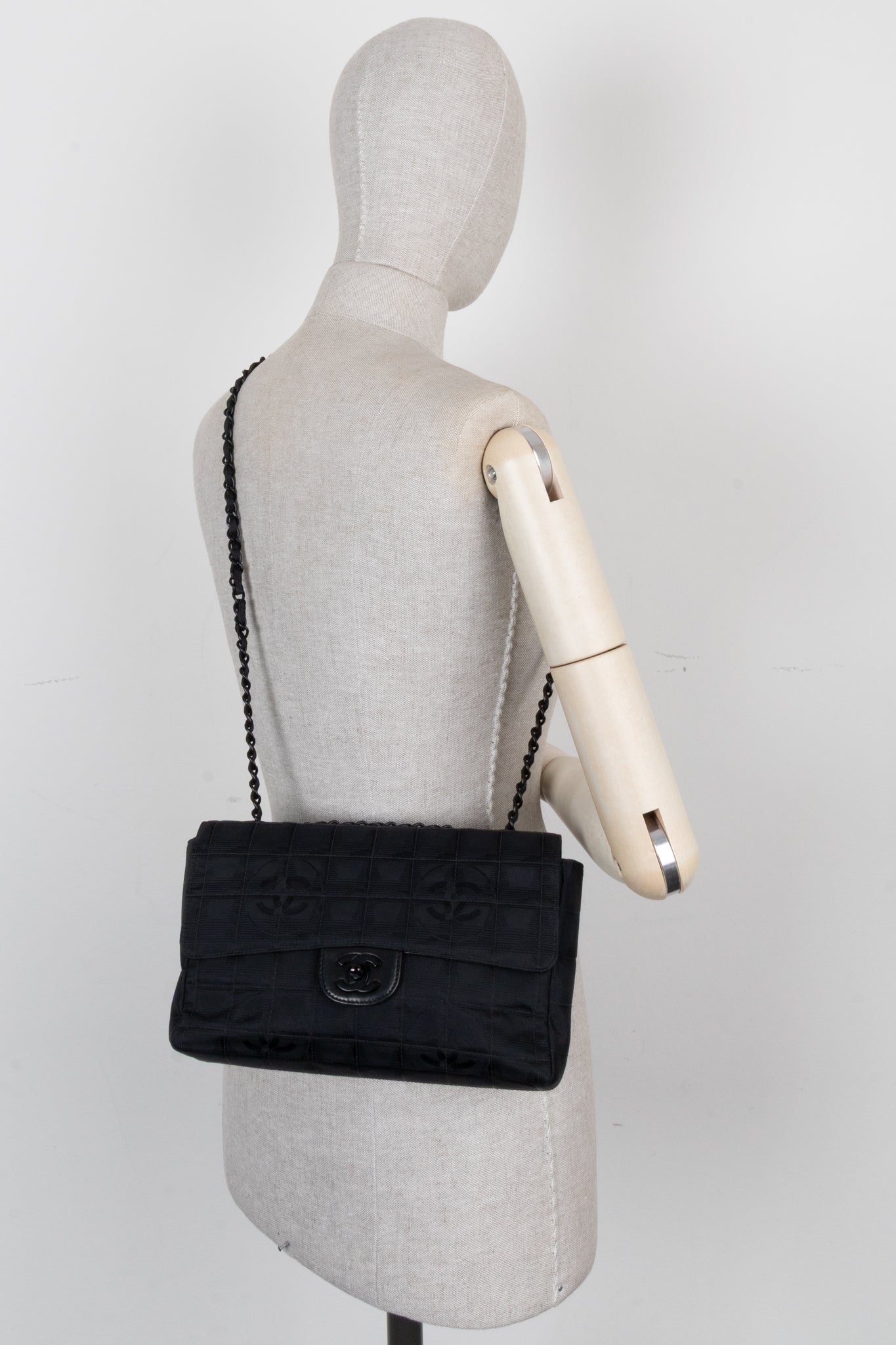 CHANEL Single Flap Bag Nylon All Black