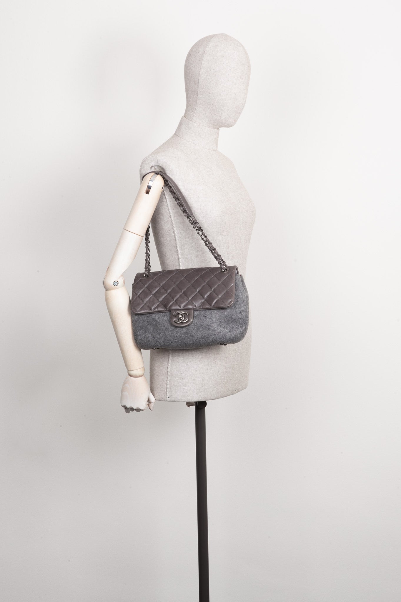 CHANEL Flap Bag Felt Paris-Salzburg