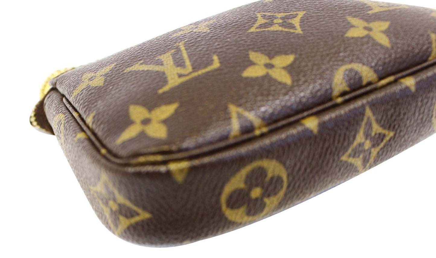 LOUIS VUITTON Monogram Canvas Mini Pochette Accessoires Pouch