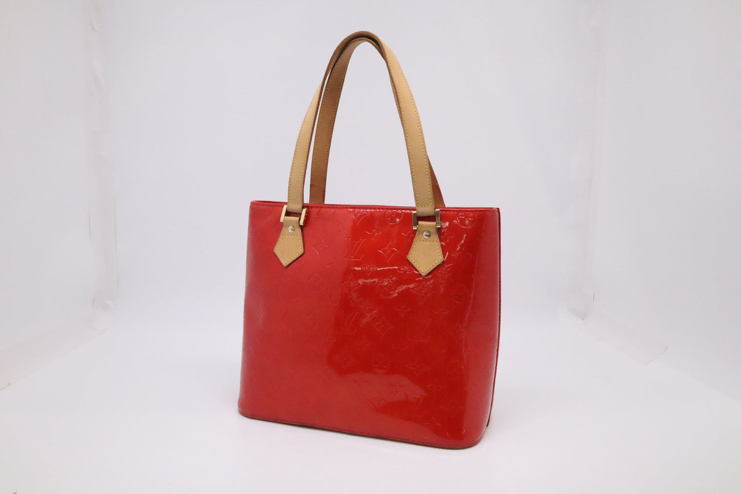 Louis Vuitton Huston Shoulder Bag in Rouge Grenadine Vernis Leather
