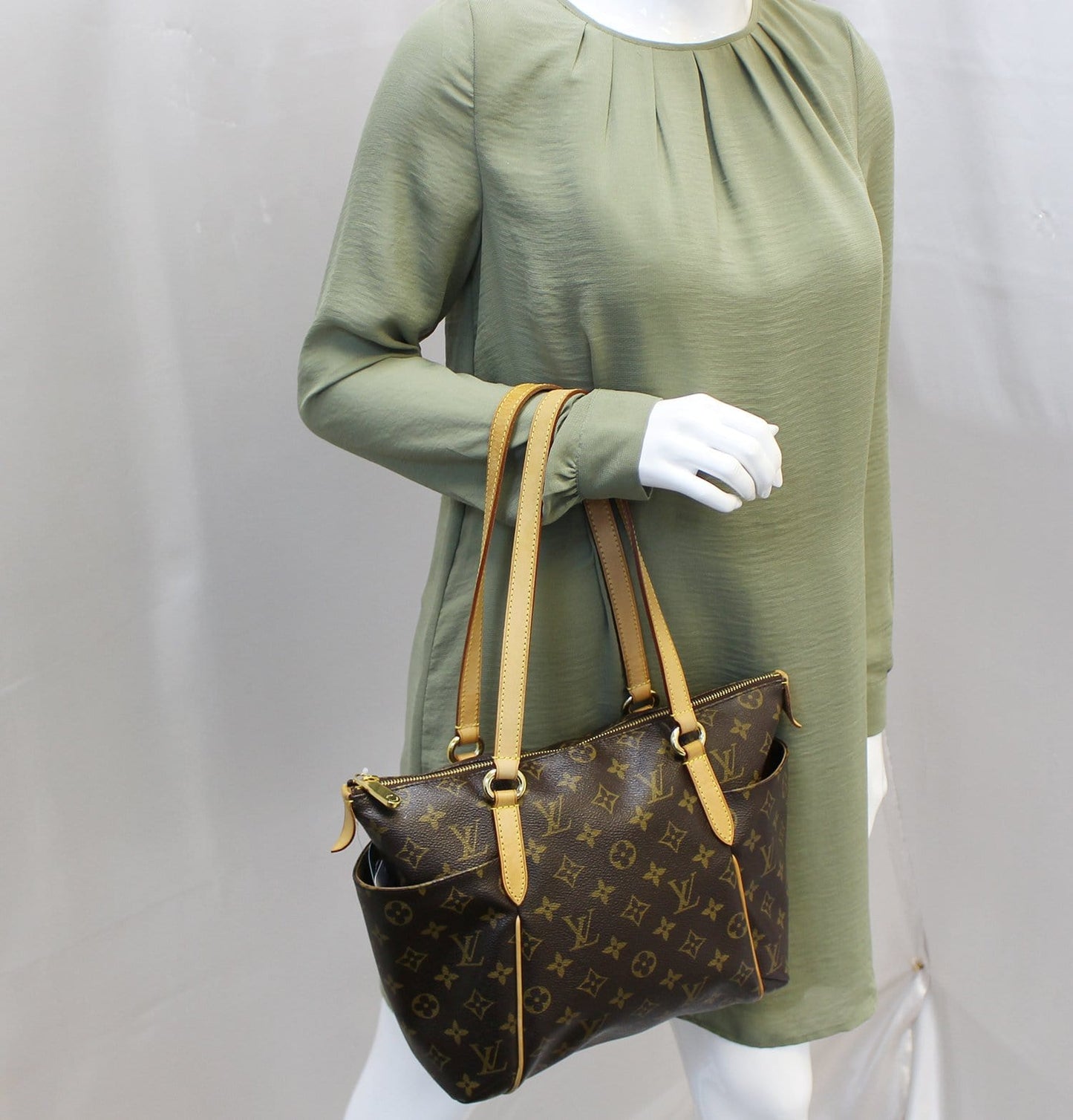 LOUIS VUITTON  Monogram Totally PM Shoulder Tote Bag
