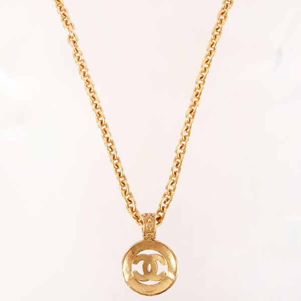 Chanel 1994 Made Round Cc Mark Necklace