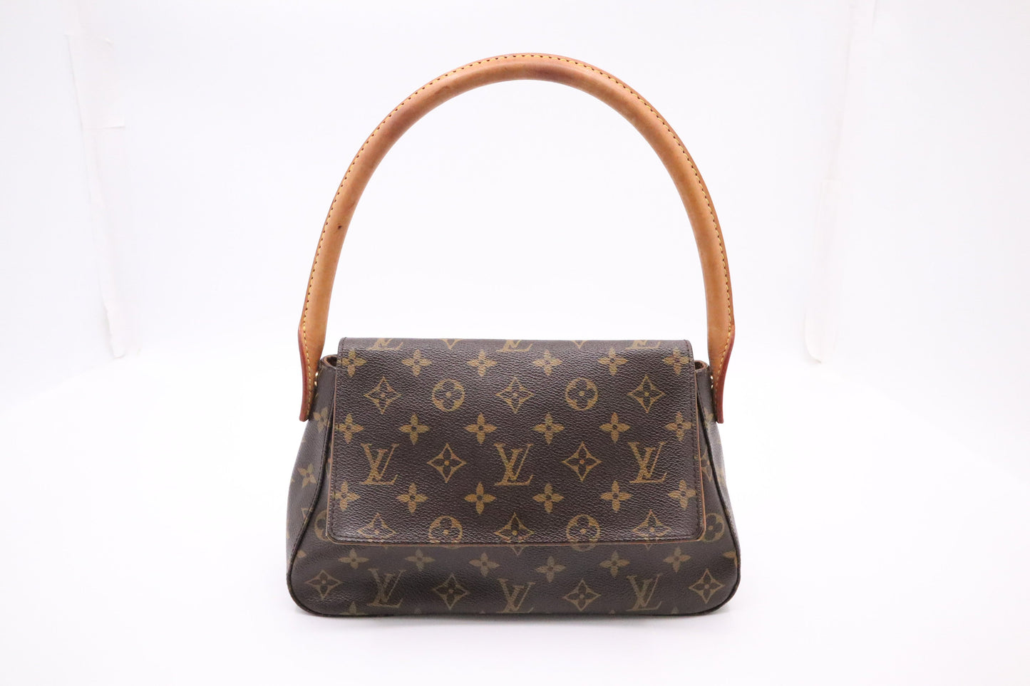 Louis Vuitton Looping PM in Monogram Canvas
