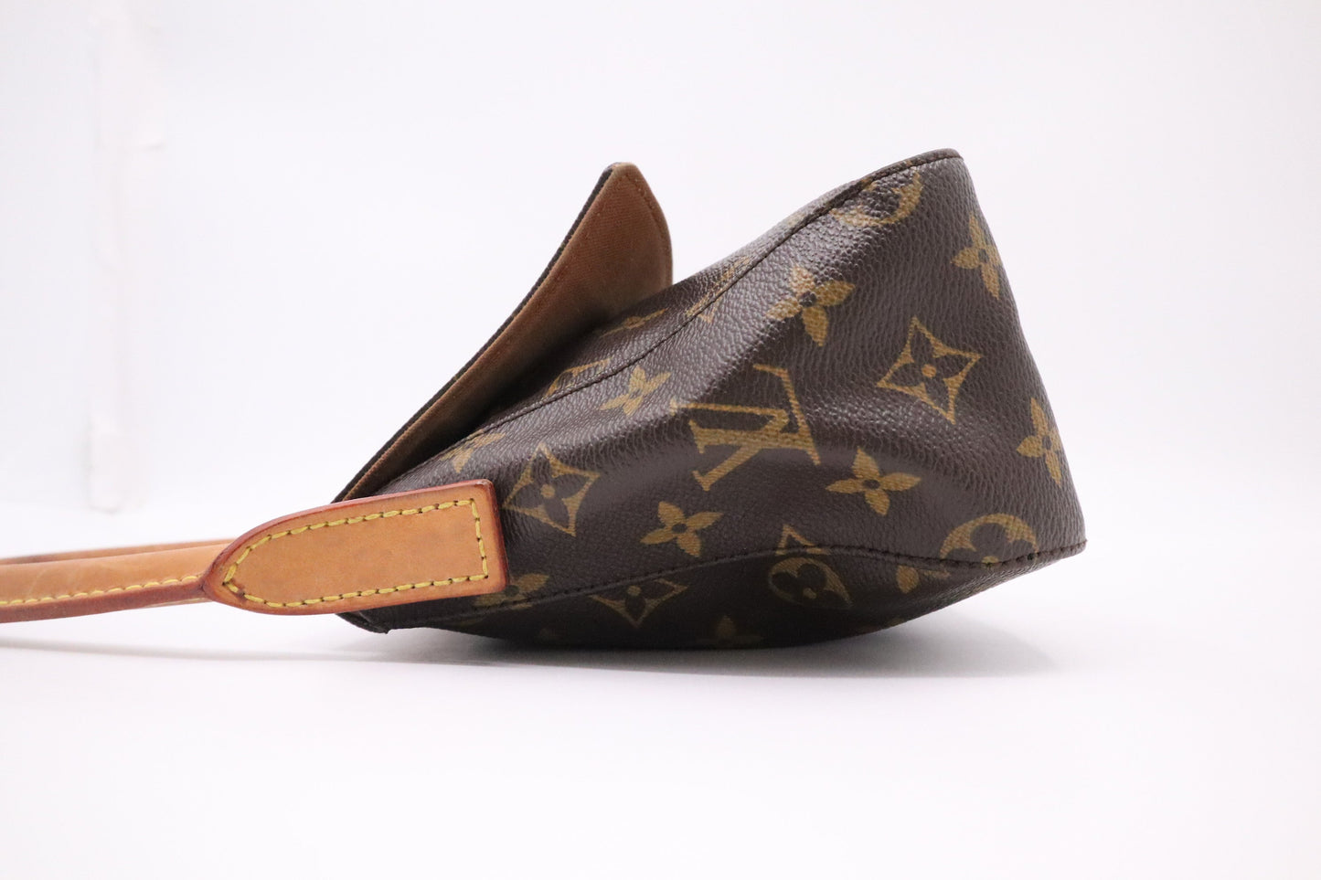 Louis Vuitton Looping PM in Monogram Canvas