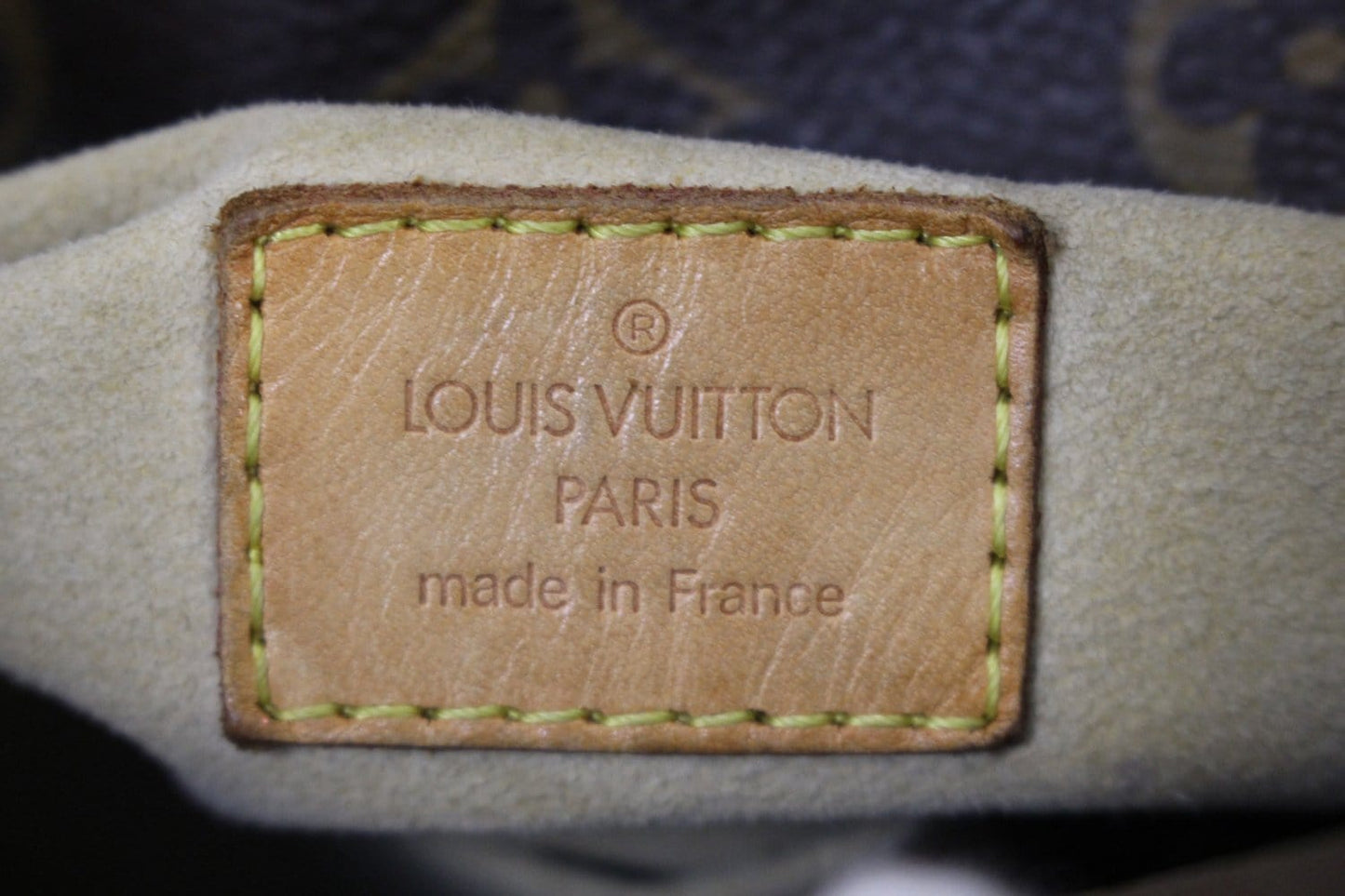 LOUIS VUITTON   Artsy MM Monogram Canvas Tote Handbag