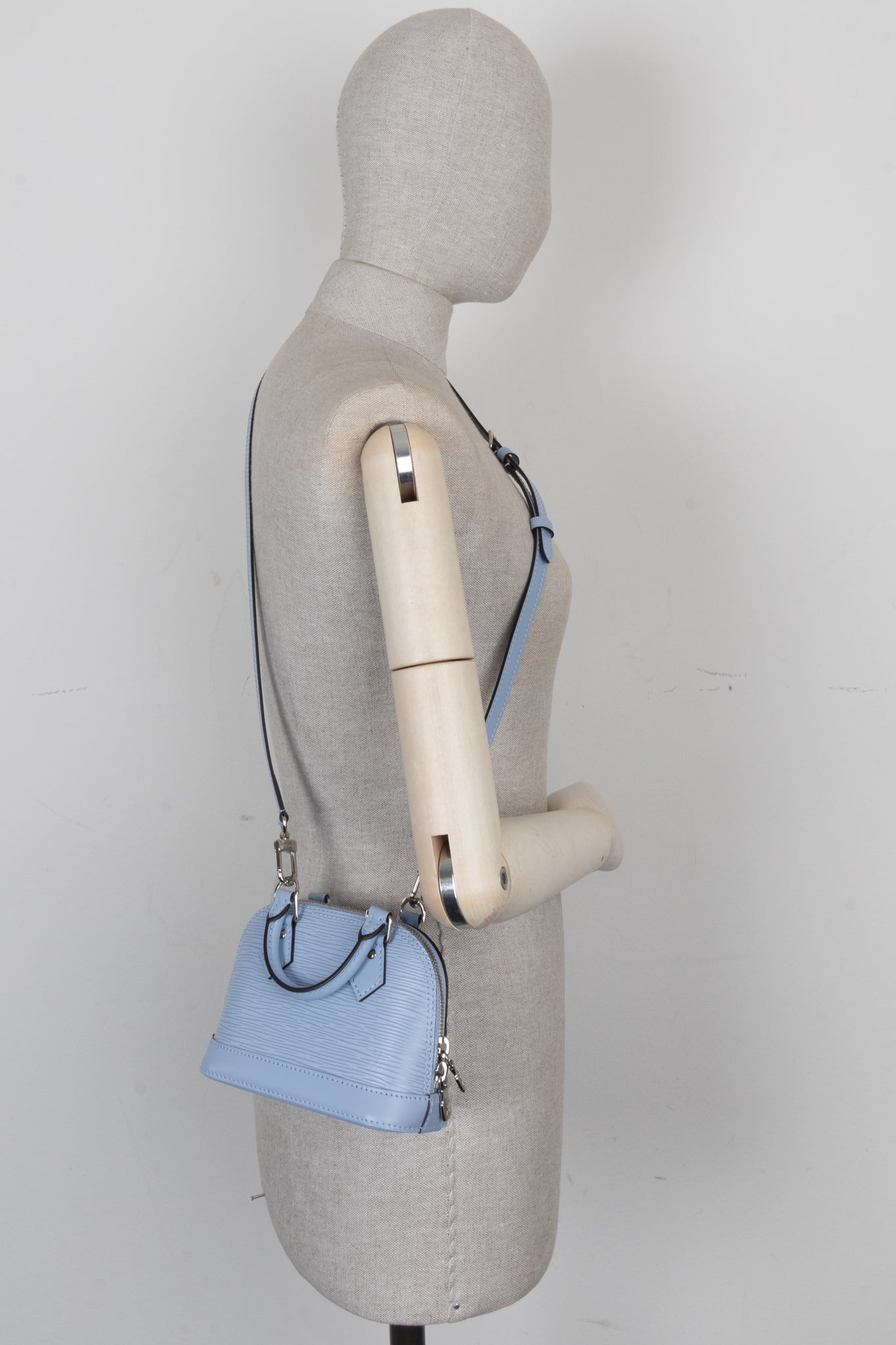 LOUIS VUITTON Alma Nano Epi Light Blue