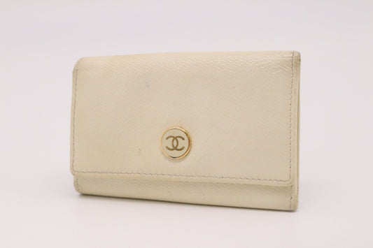 Chanel 6 Key Case in Cream Leather