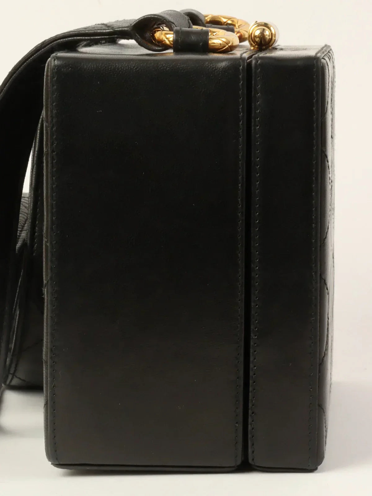 CHANEL Around 1990 Made Cc Mark Stitch Metal Clasp Box Shouder Bag Black