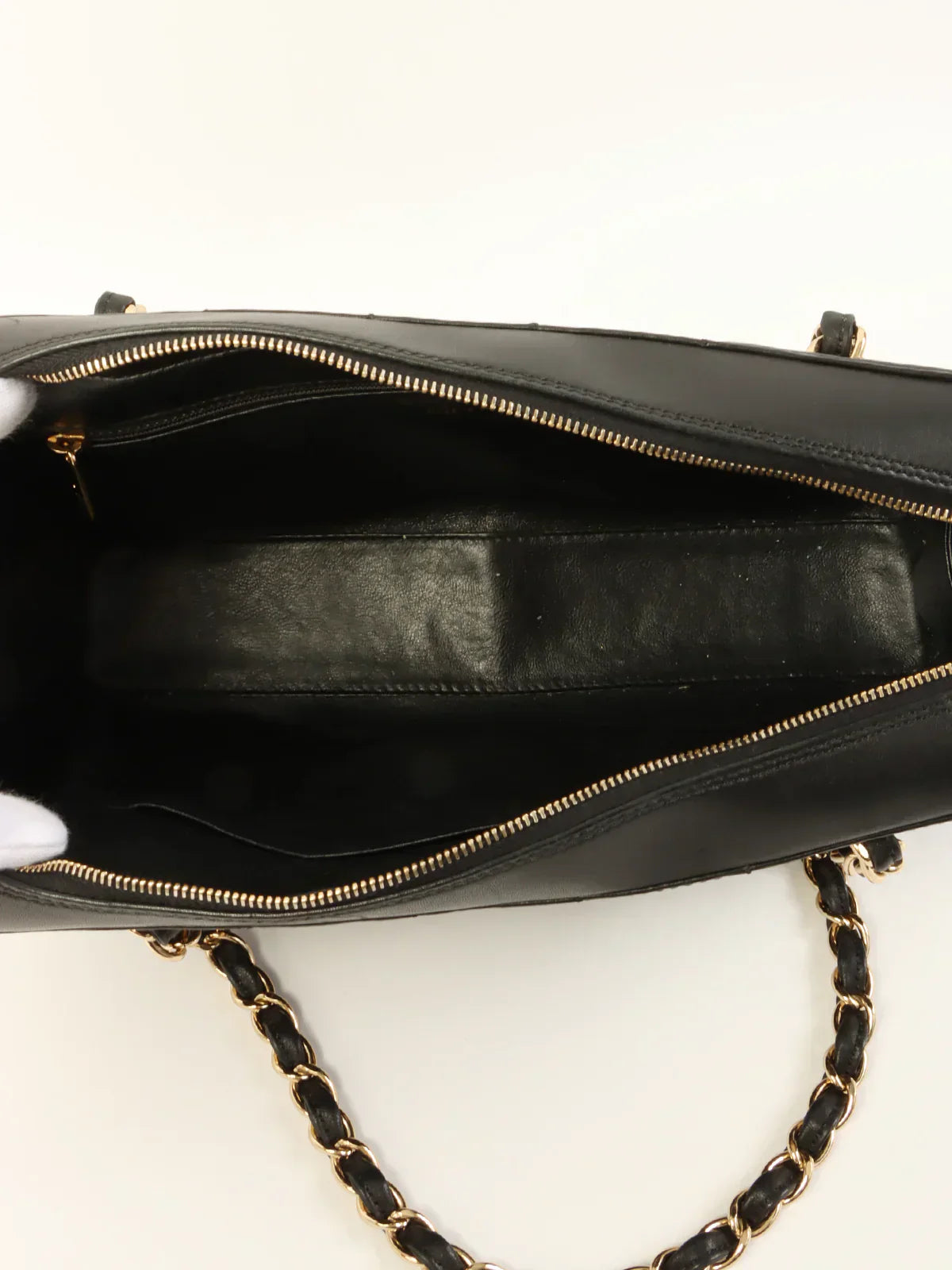 CHANEL Around 2001 Made Chocolate Bar Stitch Cc Mark Plate Chain Bag Black