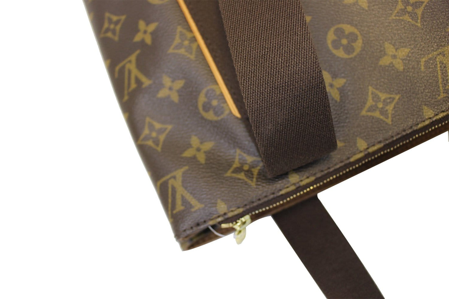 LOUIS VUITTON Monogram Canvas Cabas Beaubourg Shoulder Bag