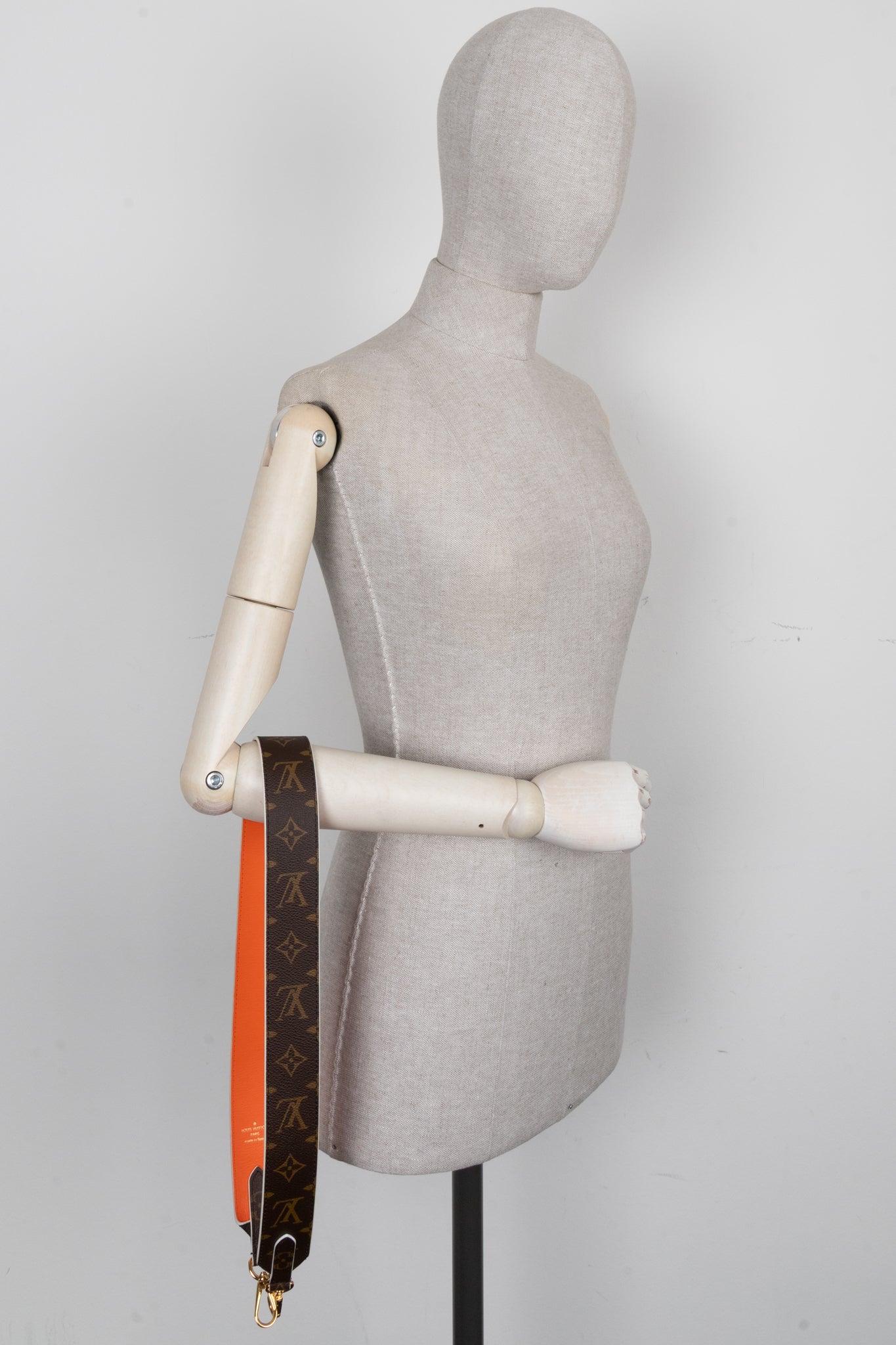 LOUIS VUITTON MNG Shoulder Strap Canvas