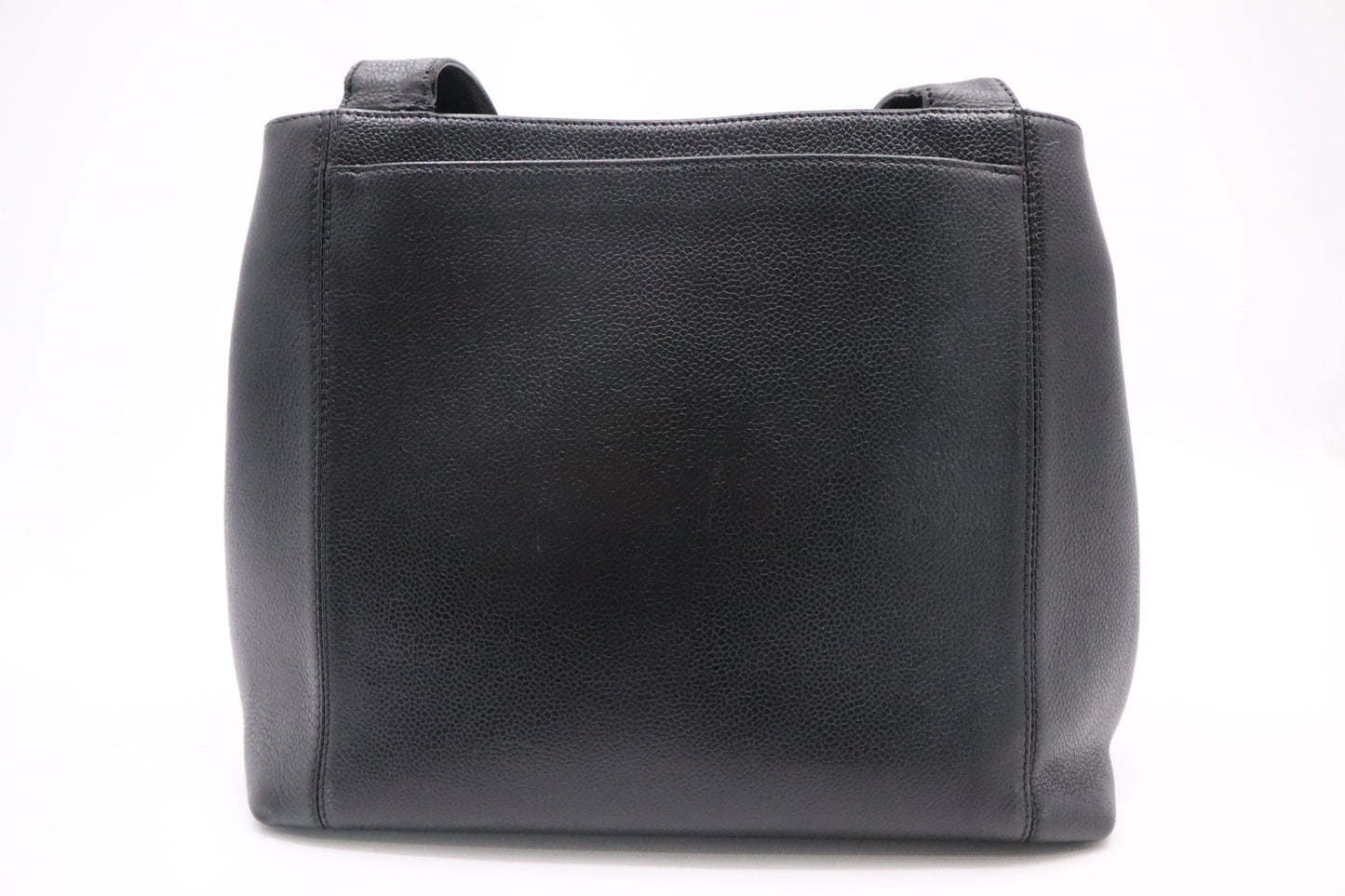 Chanel Shoulder Bag in Black Caviar Leather